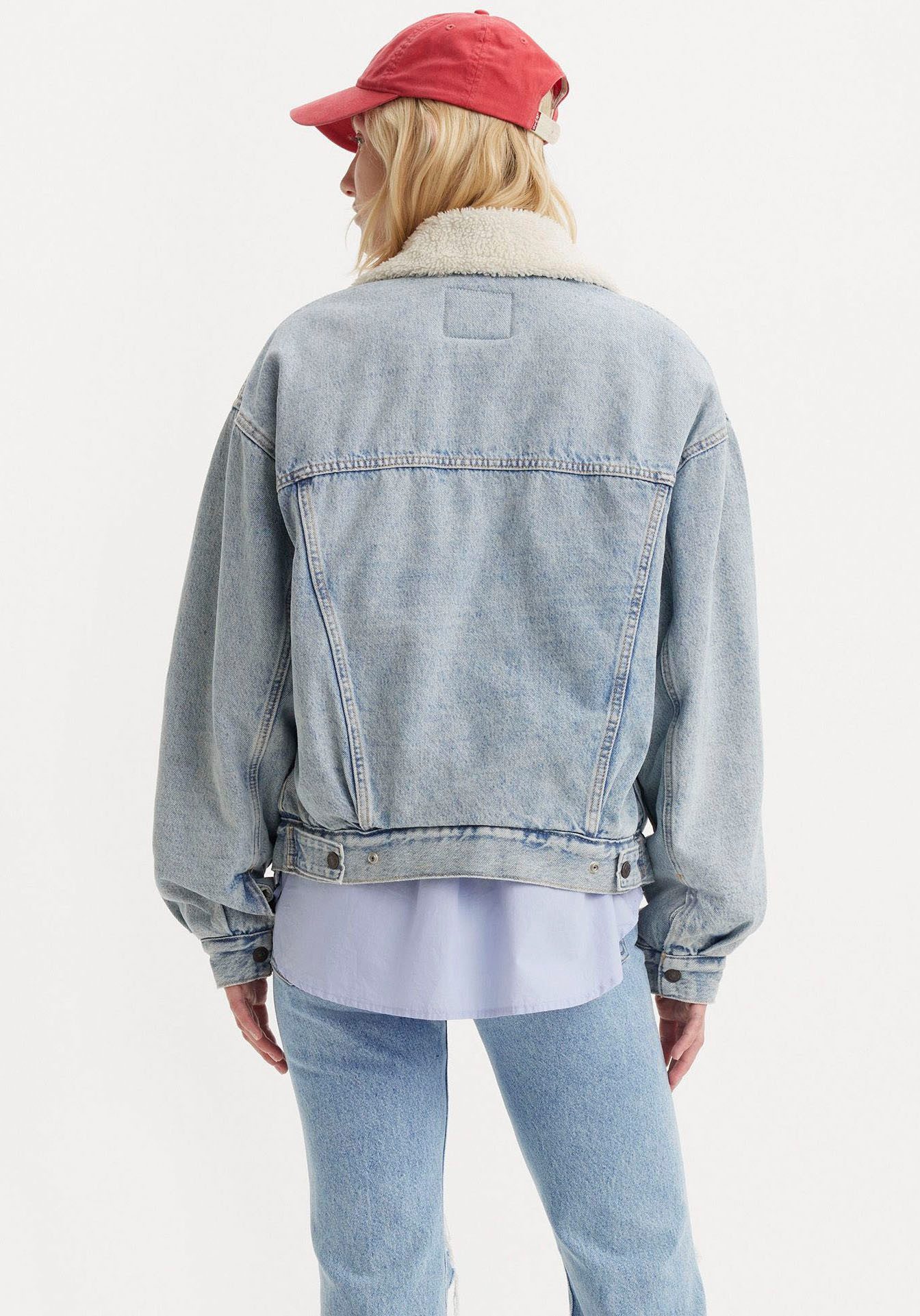 Levi's® Jeansjacke SHERPA TRUCKER mit Teddyplüsch