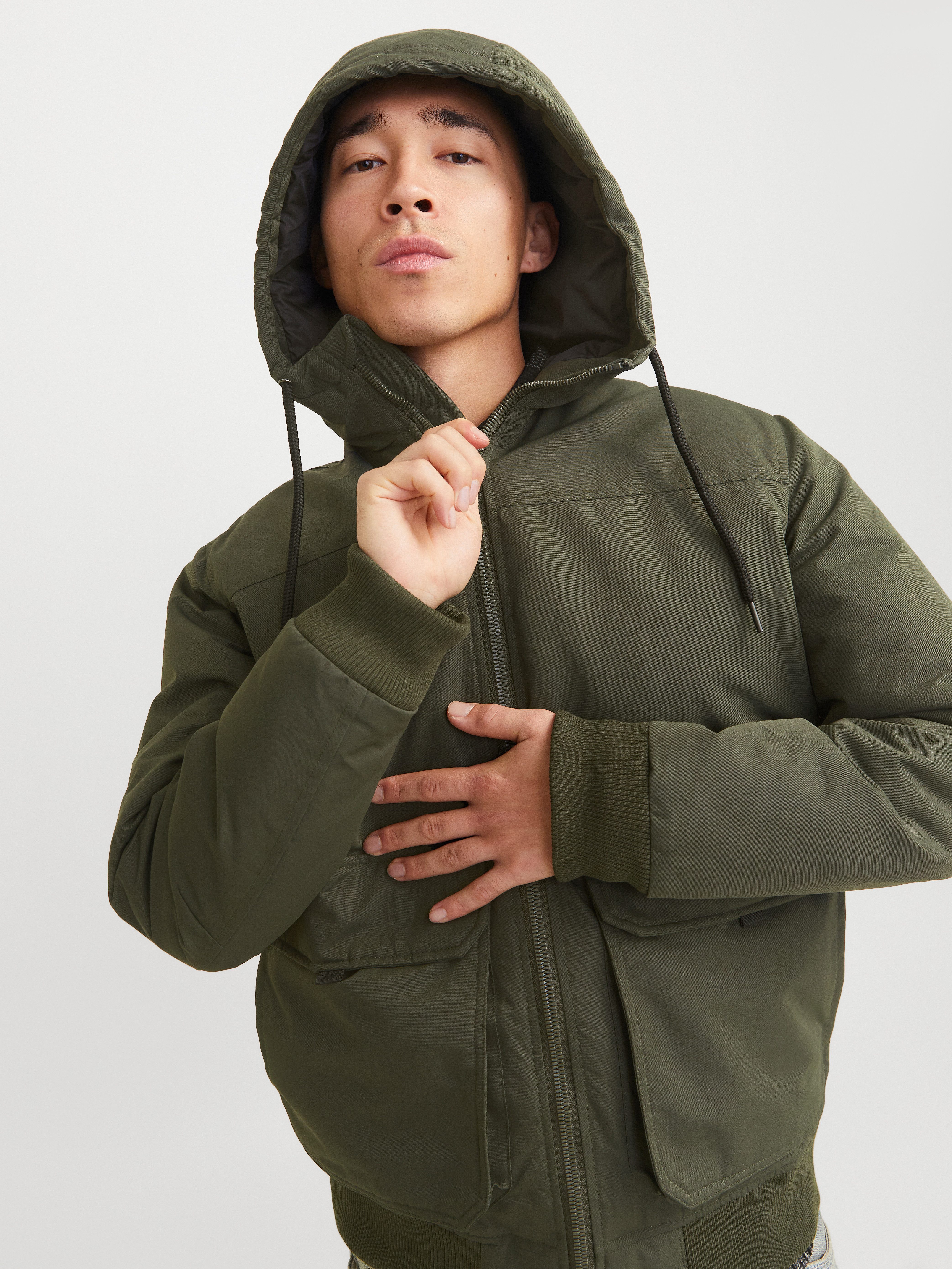 Jack & Jones Bomberjacke JJCONSTRUCT BOMBER mit glänzender Oberfläche günstig online kaufen