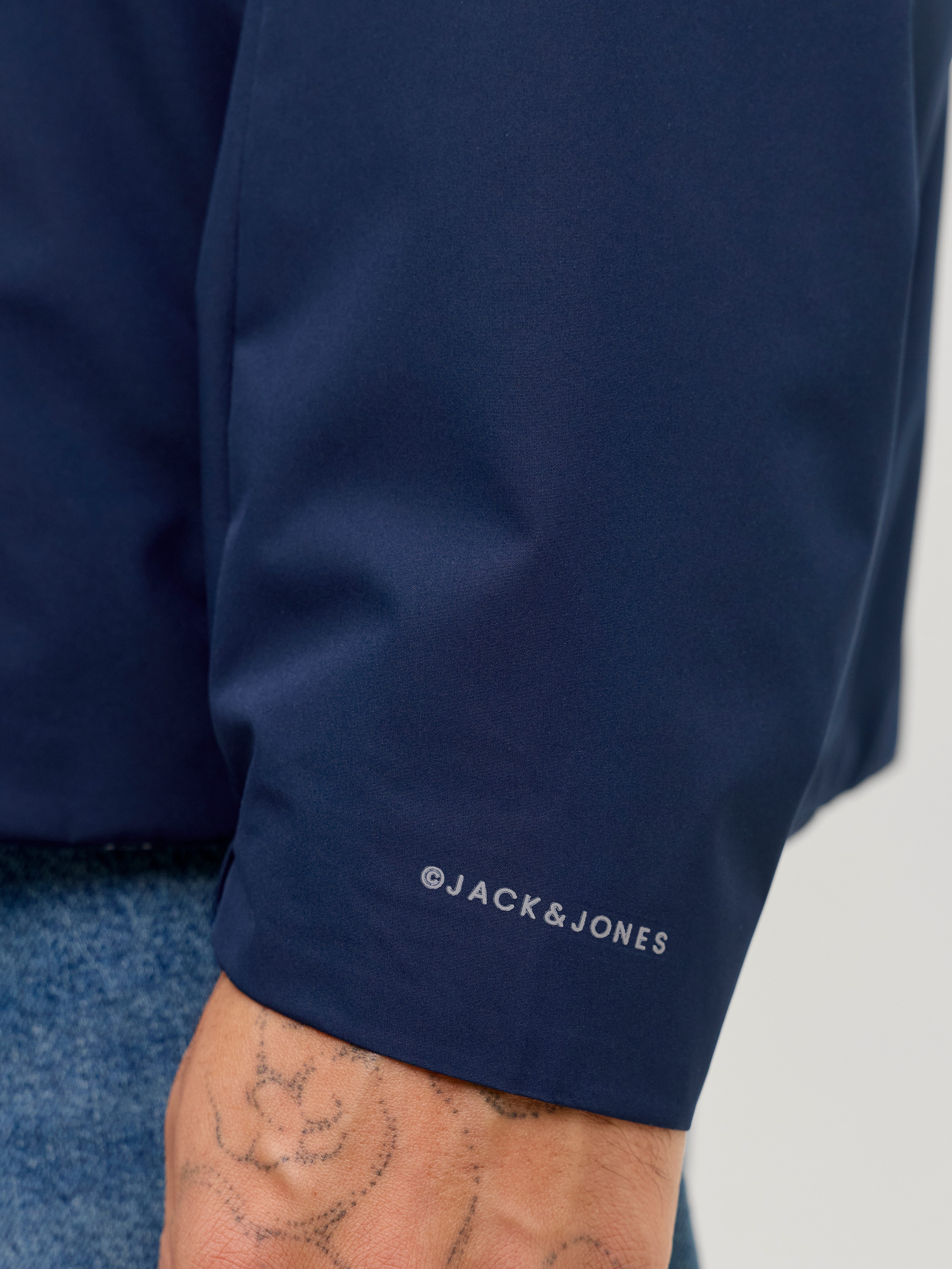 Jack & Jones Kurzjacke JJESOHO LIGHT JACKET SN mit Kapuze