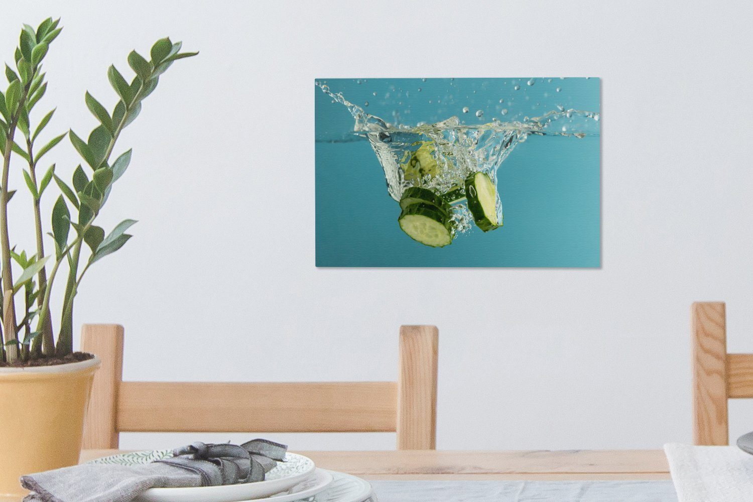 Wanddeko, (1 Wasser, 30x20 Scheibe - Wandbild - cm Leinwandbild Leinwandbilder, St), Gurke OneMillionCanvasses® Aufhängefertig,