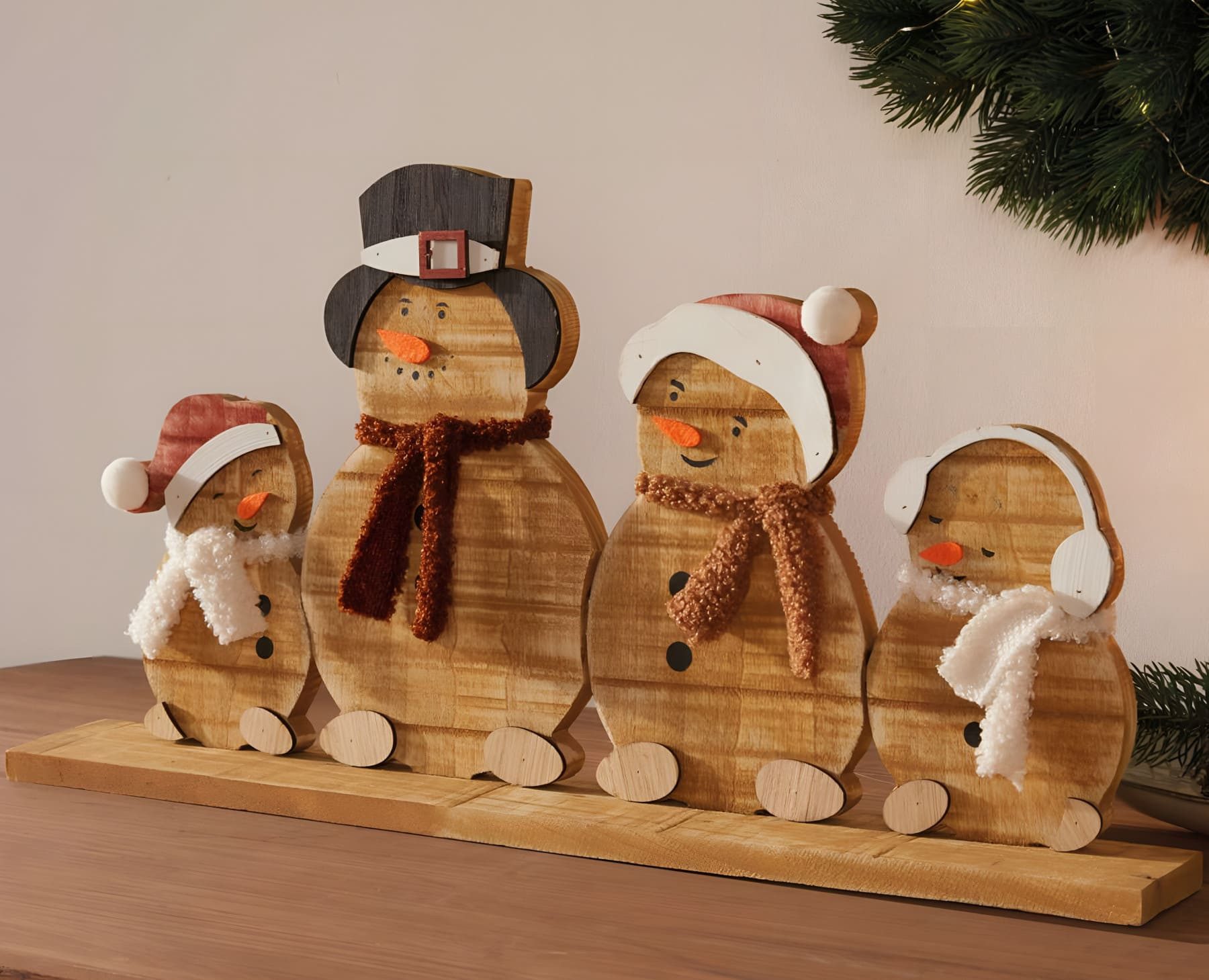 Dekoleidenschaft Schneemann aus Holz, Winterdeko "Schneemannbande" 45x23 cm, Holzdeko Weihnachten, Schneemänner, Weihnachtsdeko, Winterdeko