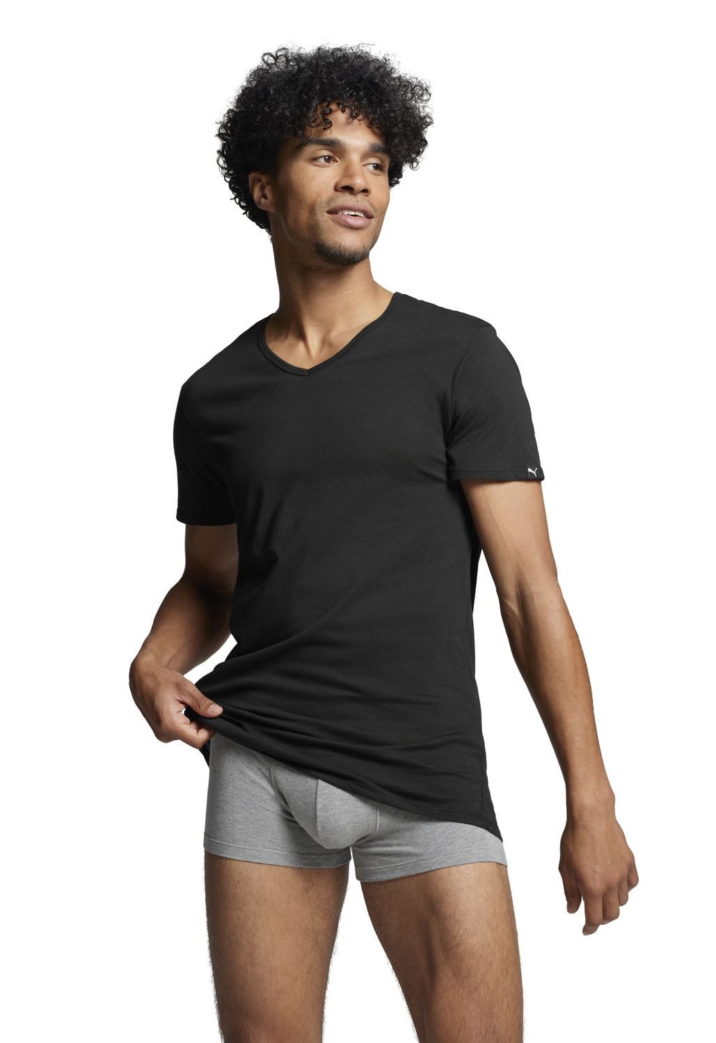 PUMA T-Shirt Basic, V-Ausschnitt mit Markenlabel günstig online kaufen