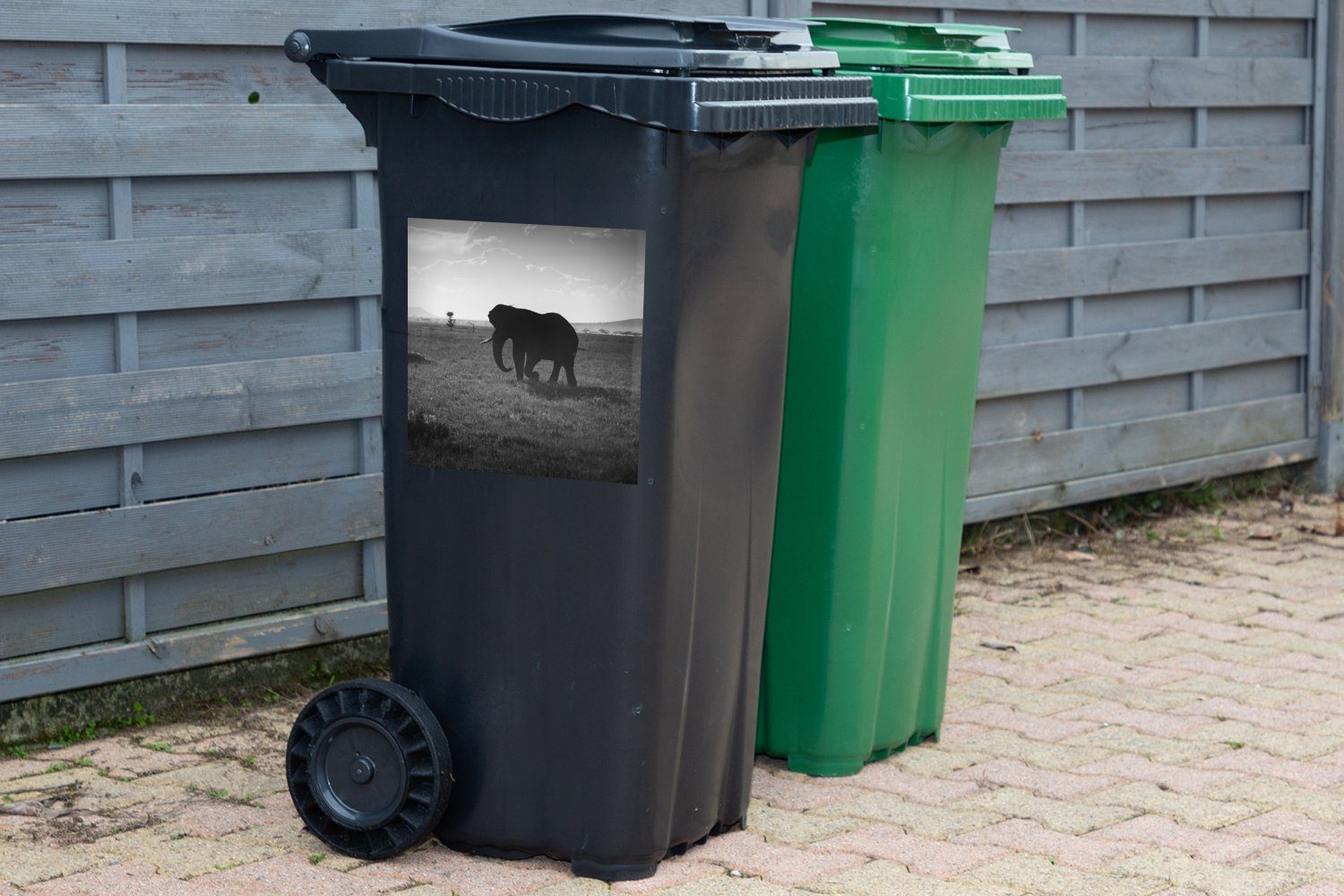 MuchoWow Wandsticker Elefant - Einfarbig Mülleimer-aufkleber, St), (1 weiß Tiere und Abfalbehälter Mülltonne, - - Schwarz Sticker, Container
