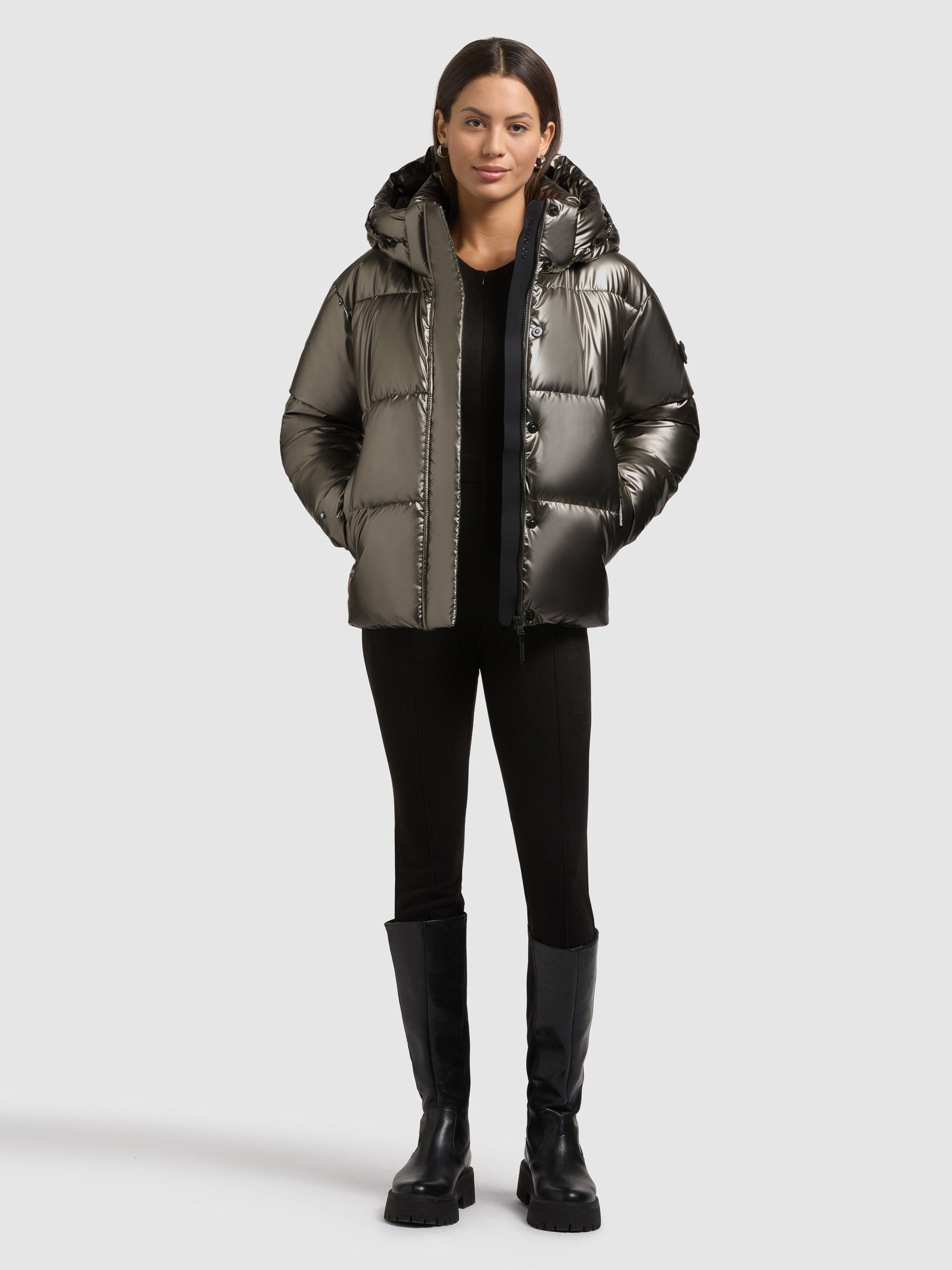 khujo Steppjacke DEVINA2 SHINY abnehmbare Kapuze, Windschutzblende mit Magnetverschluss