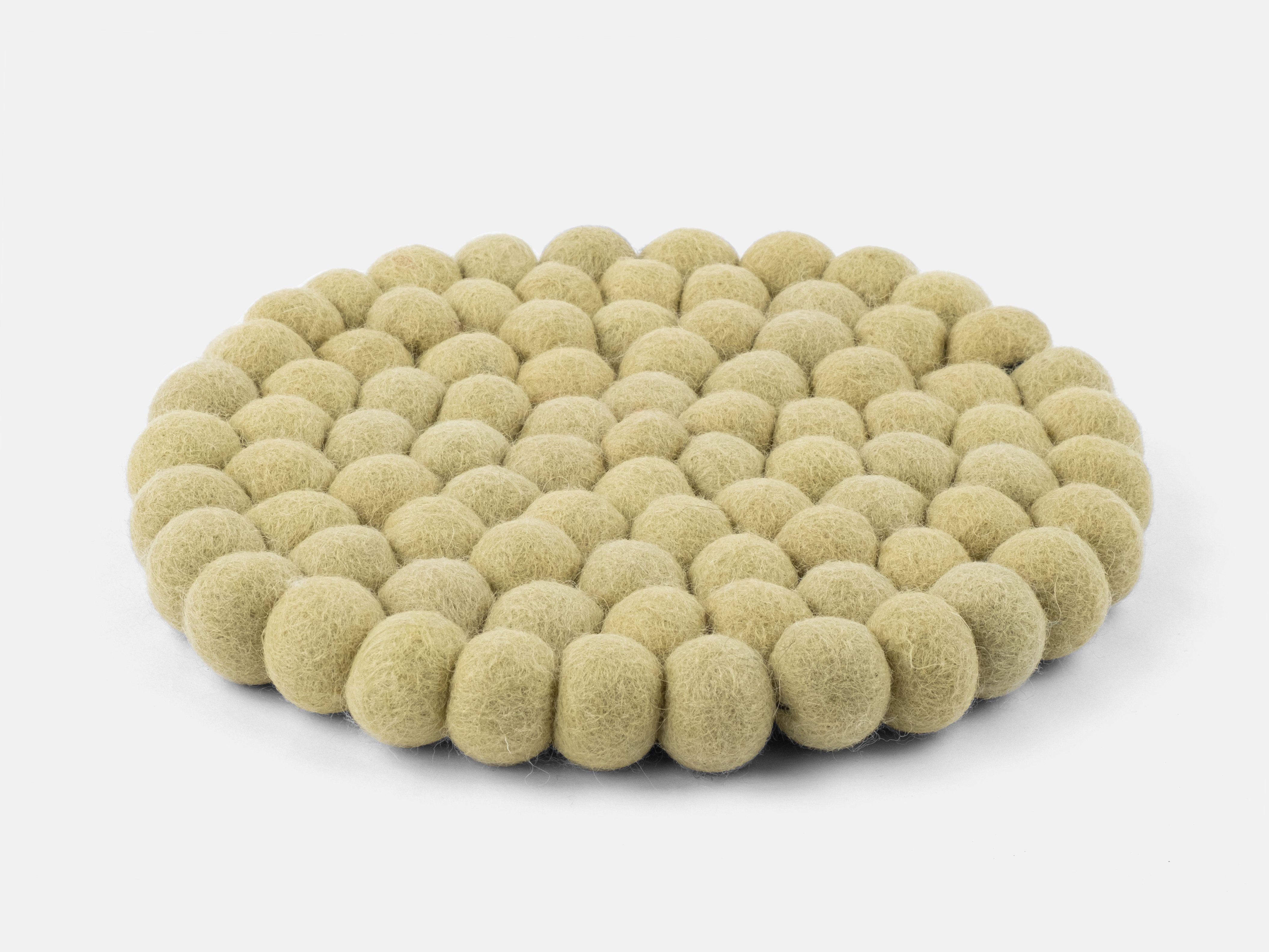 myfelt Topfuntersetzer Filzkugel Topfuntersetzer ⌀ 20 cm, Zubehör für Pfannen, Töpfe, Küchentisch, Auflaufformen, 100 % reine Schurwolle, hitzebeständig
