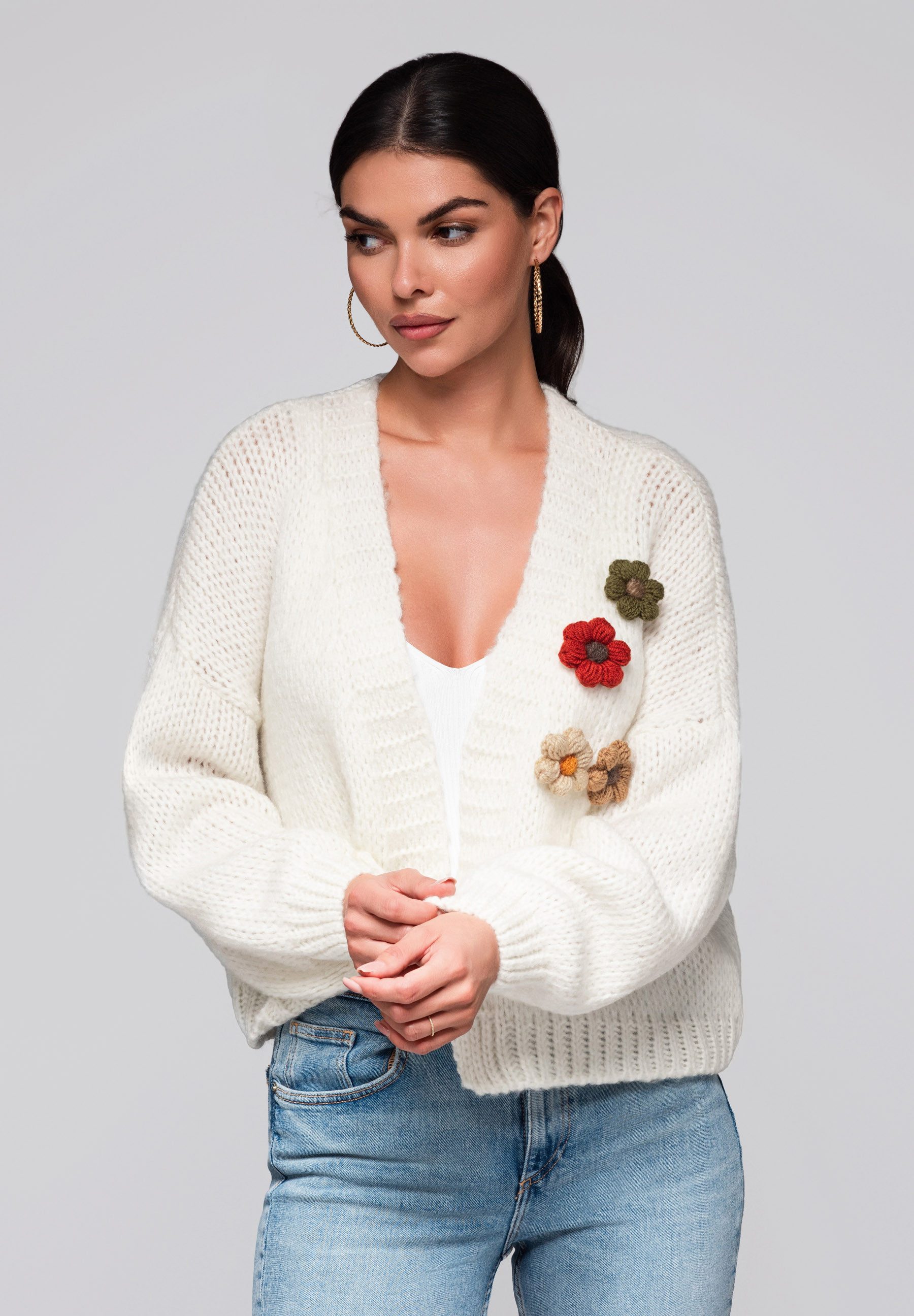 OMBRE Strickpullover Strickjacke mit gehäkelten Blumen