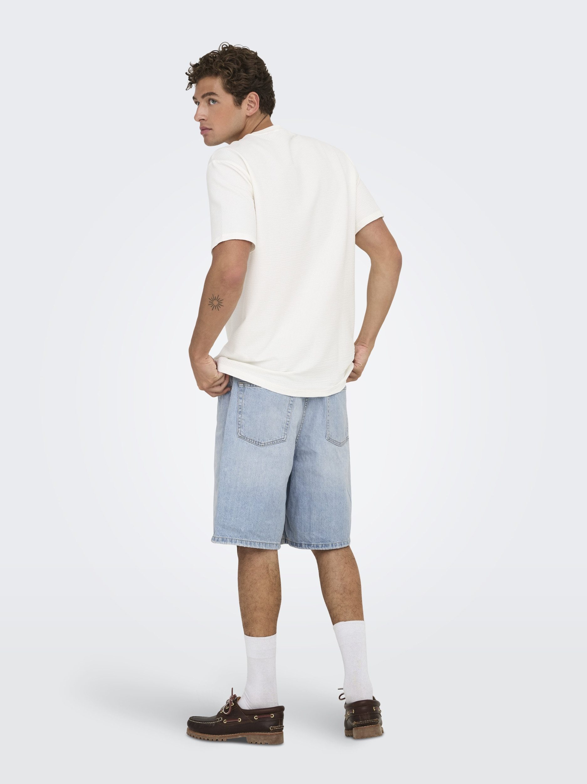pieces Jeansshorts – Herren Jeansshorts mit Knopfleiste im Denim Look