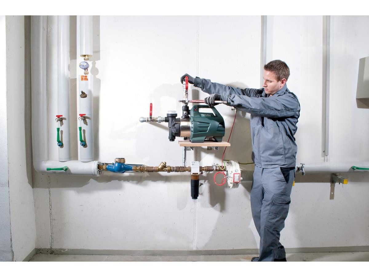 metabo Hauswasserwerk HWAI 4500 Inox (Set, 3-tlg), 4500 l/h max. Fördermenge, 4,8 bar max. Druck, 48 m Förderhöhe