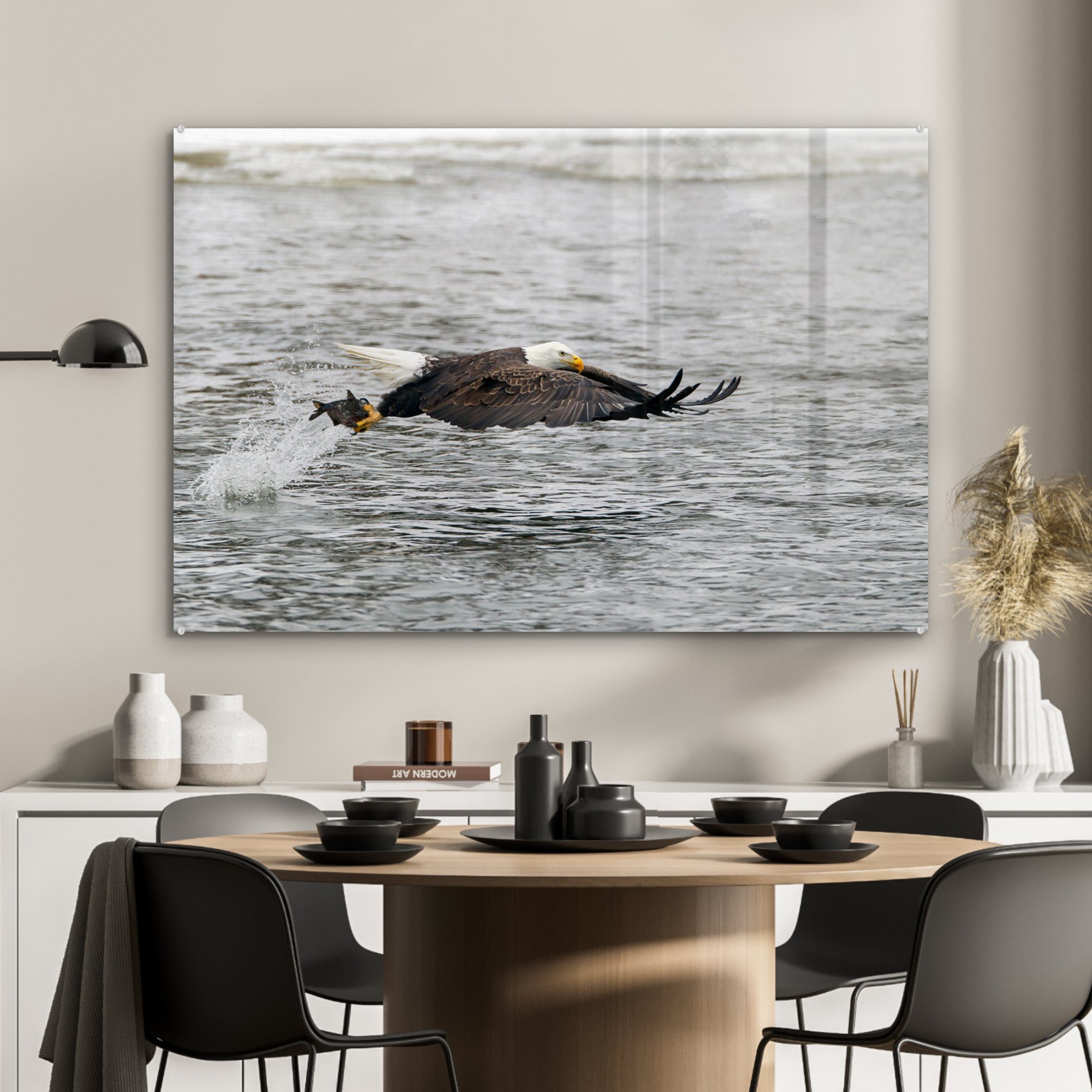 Schlafzimmer fängt Fisch, Weißkopfseeadler MuchoWow Wohnzimmer einen Acrylglasbilder Acrylglasbild & (1 St),