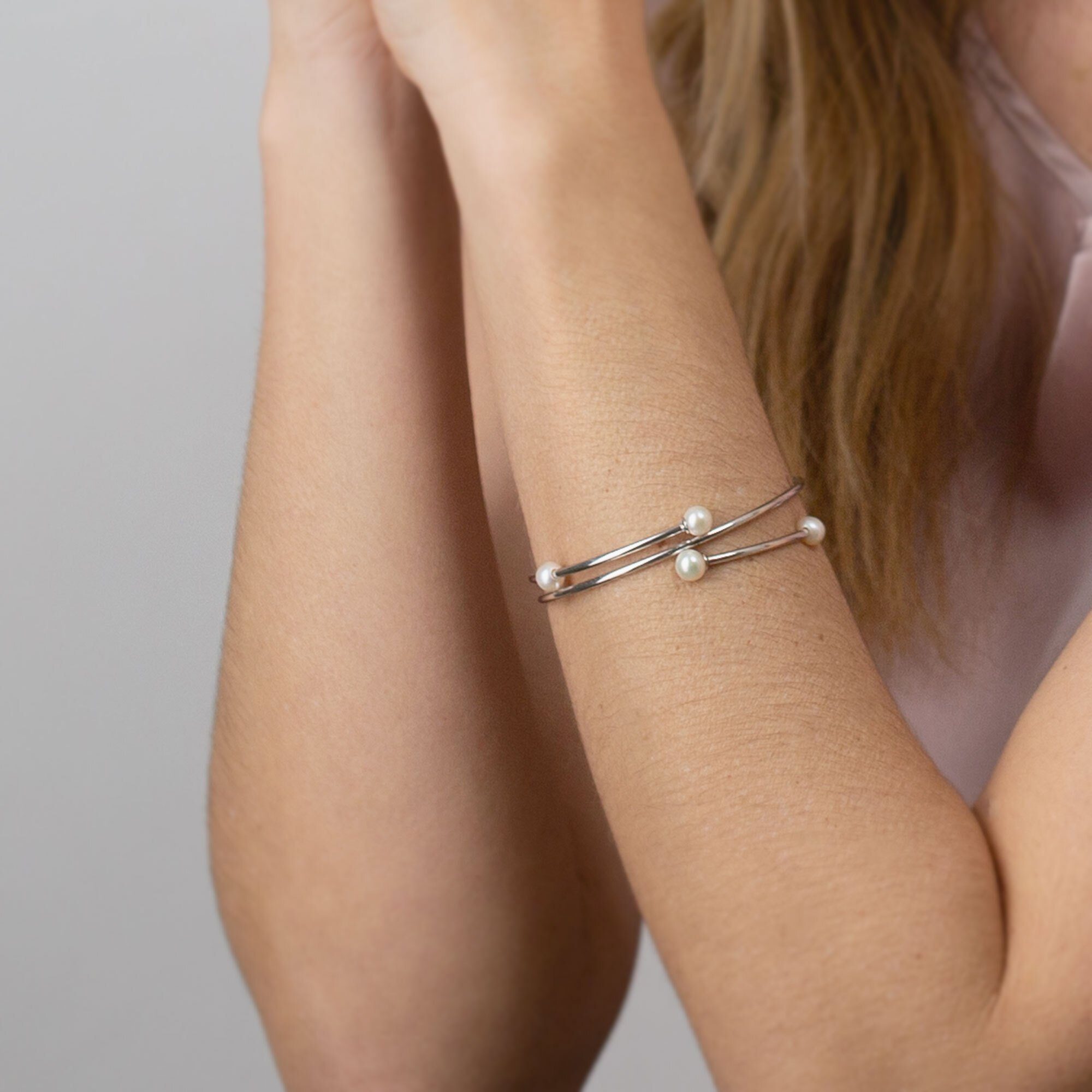 AILORIA Armband MIDORI Armreif Silber/weiße Perle, Armreif Silber/weiße Perle