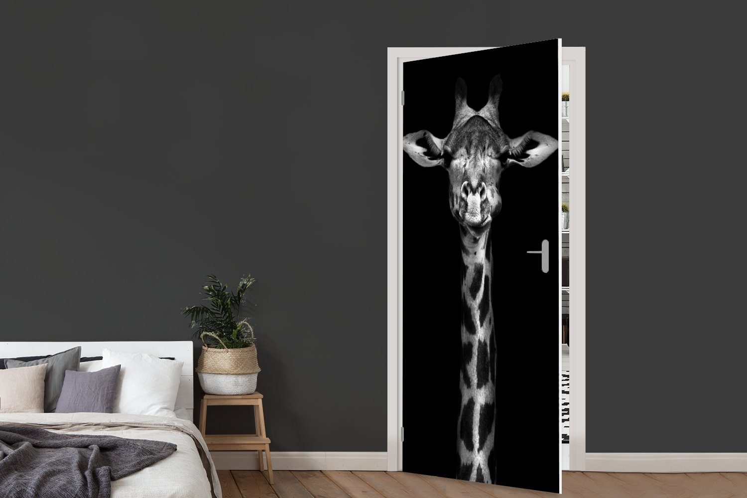 MuchoWow Türtapete Giraffe - Porträt - Türaufkleber, - cm Fototapete 75x205 Tür, Matt, bedruckt, St), für Tiere Weiß, (1 Schwarz 