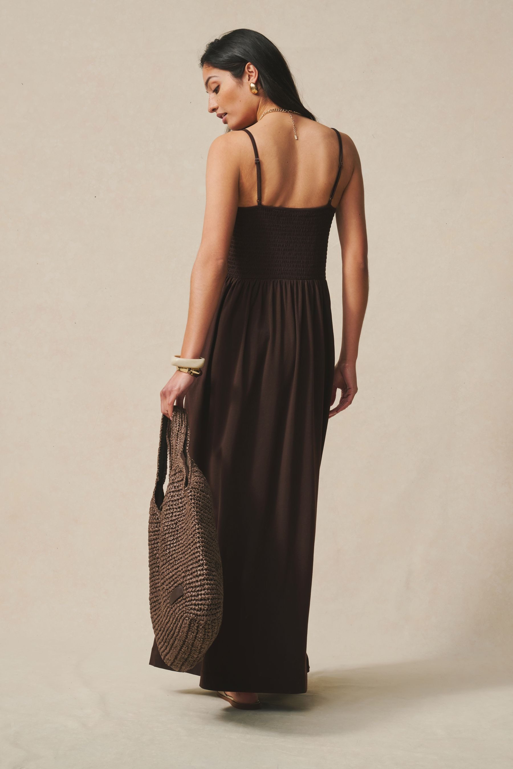 Next Maxikleid Gerafftes Maxi-Trägerkleid mit eckigem Ausschnitt (1-tlg) günstig online kaufen