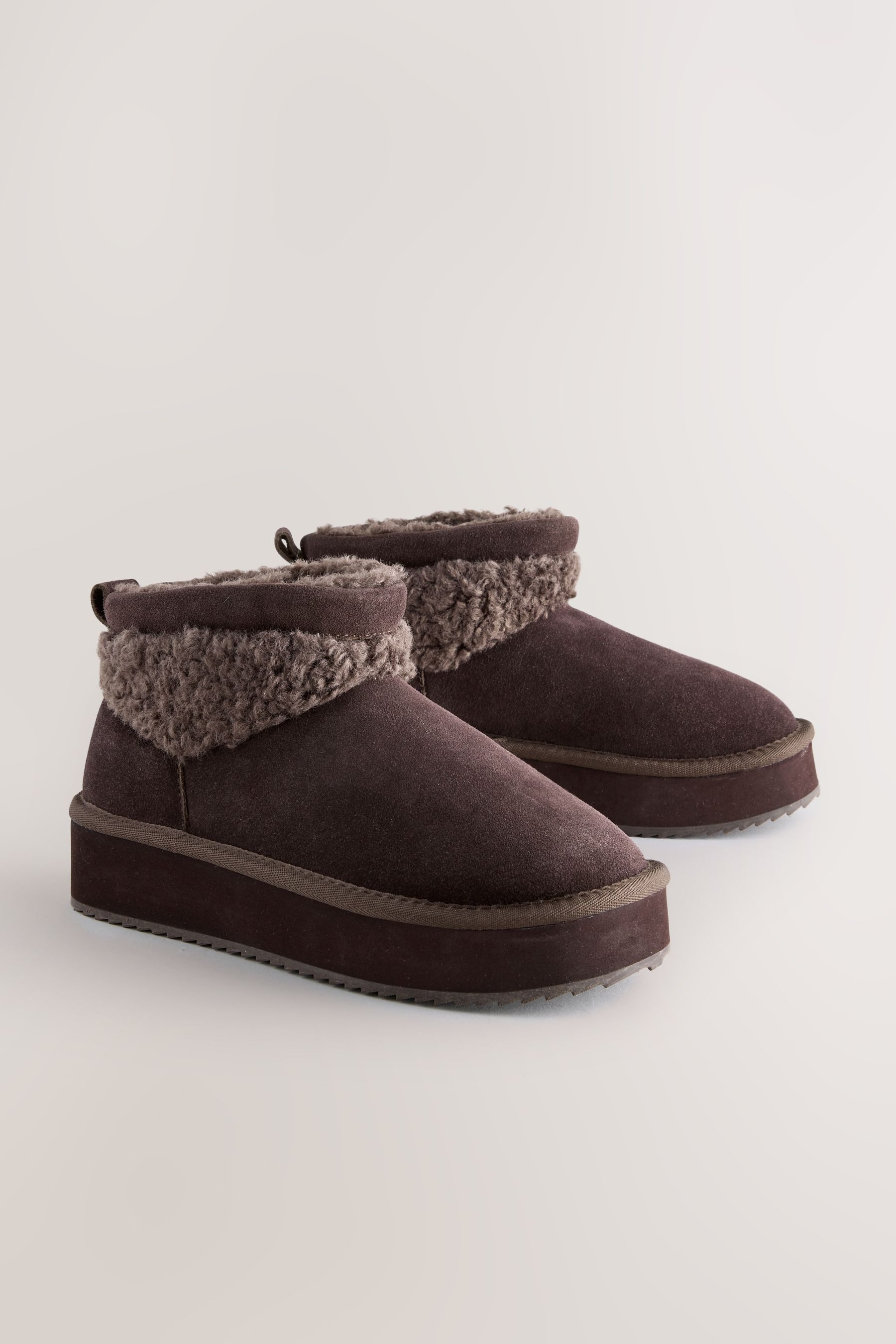 Next Plateau-Stiefel mit Borg-Kunstfell Stiefelette (1-tlg)