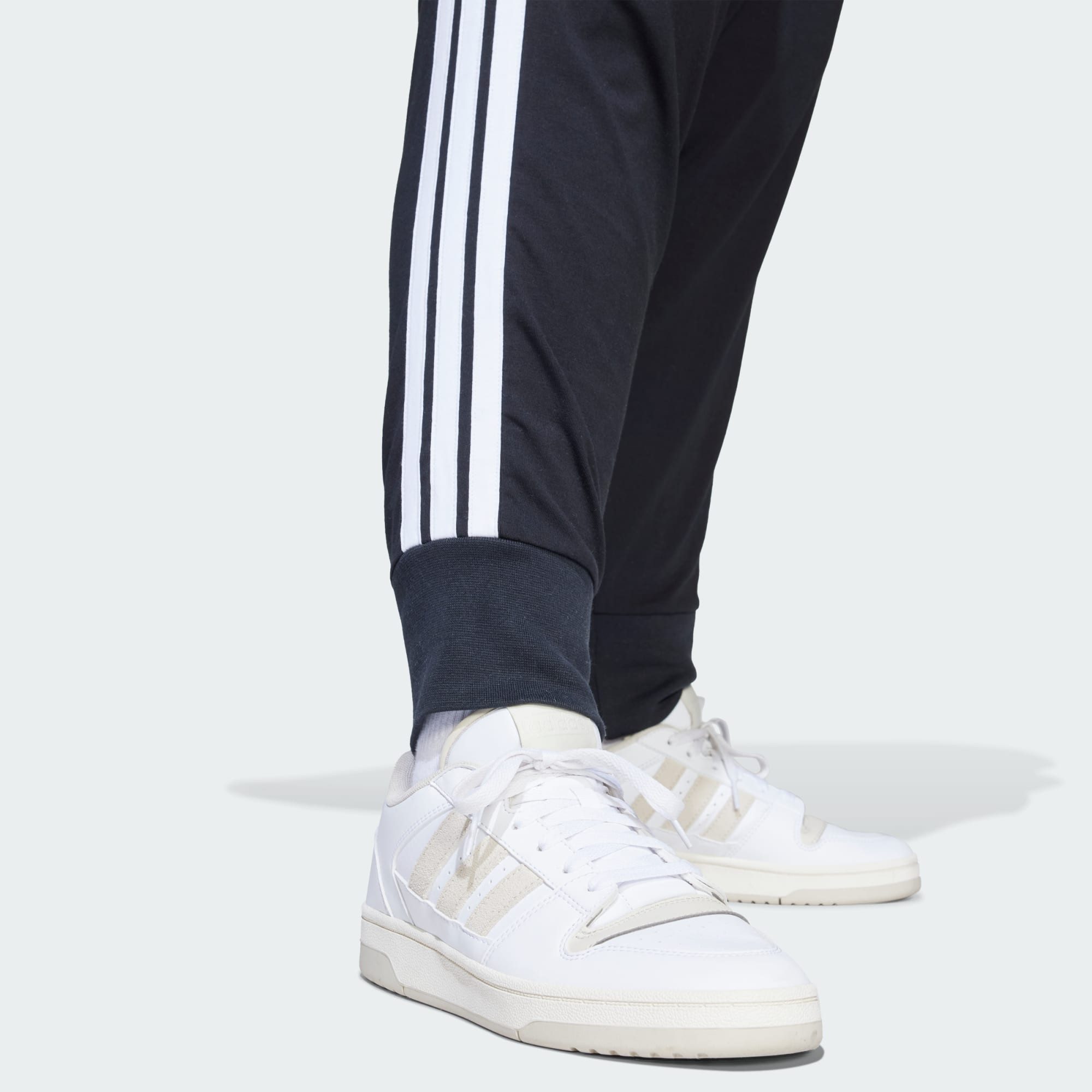 adidas Sportswear Jogginghose ESSENTIALS 3-STREIFEN JOGGER-HOSE (GROSSE GRÖSSEN) (1-tlg)