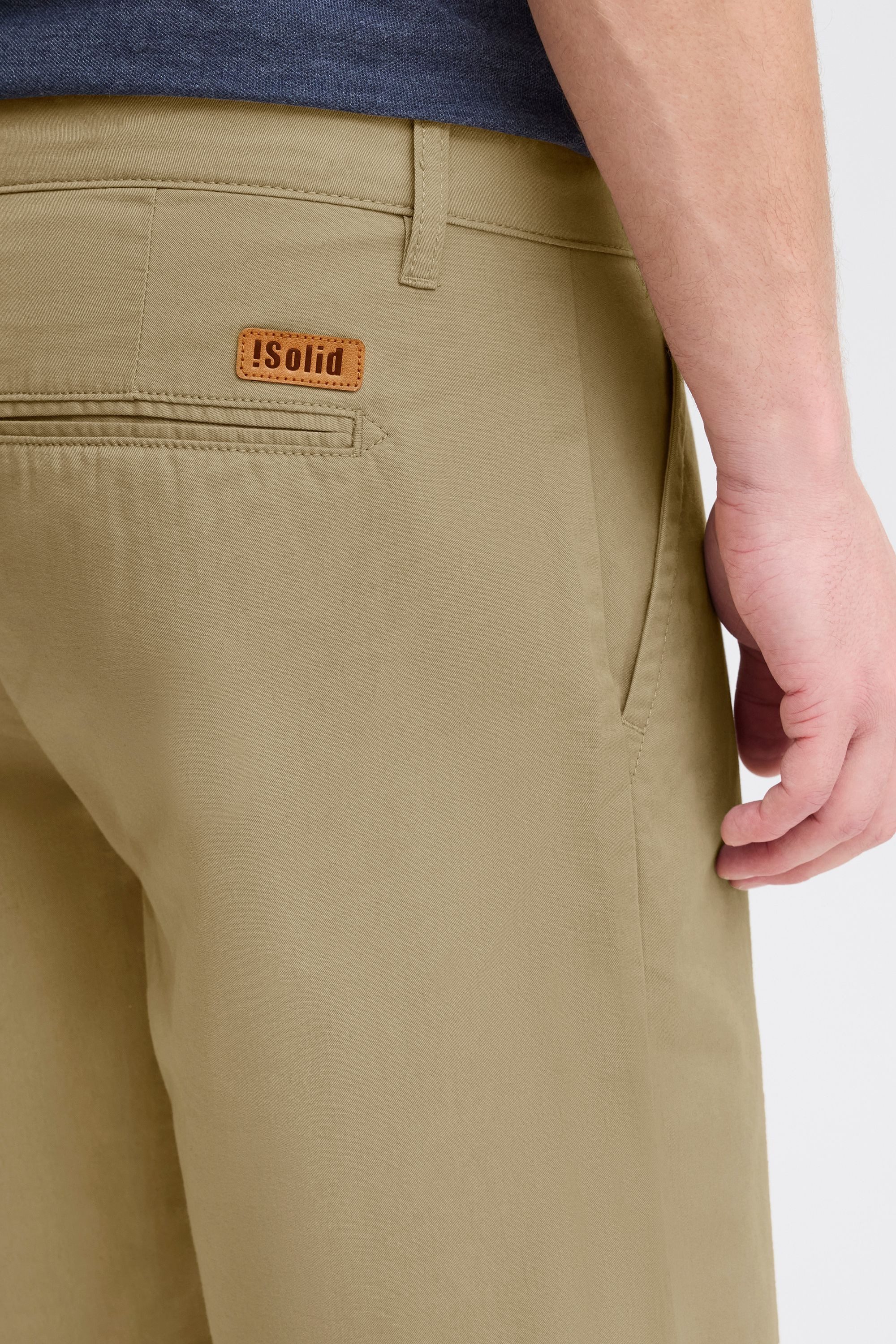 !Solid Chinoshorts SDThement Kurze Hose mit zwei verdeckten Gesäßtaschen