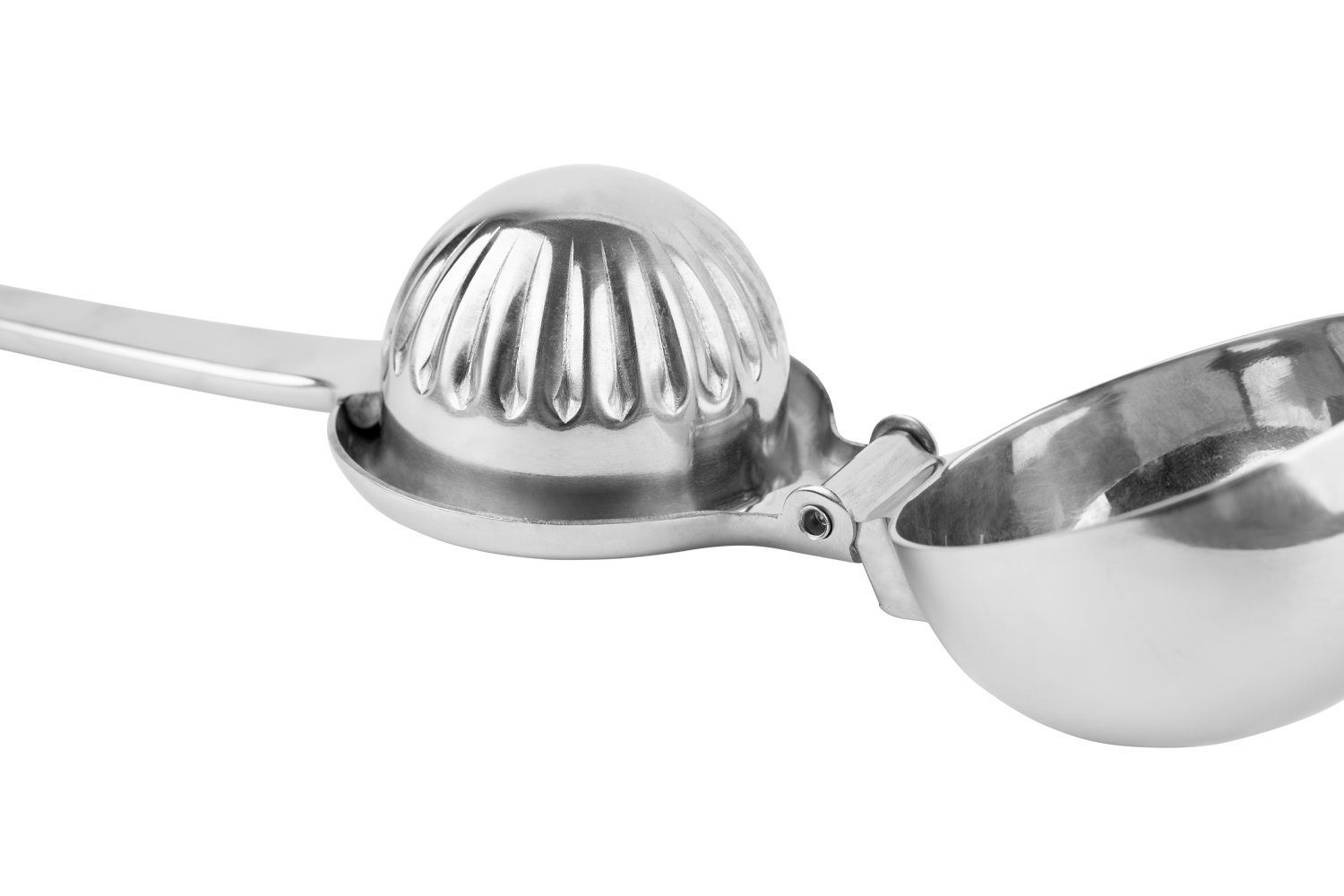 Sallys Zitruspresse All-in-One aus Edelstahl, kernloses Entsaften – Bild 3 von 5