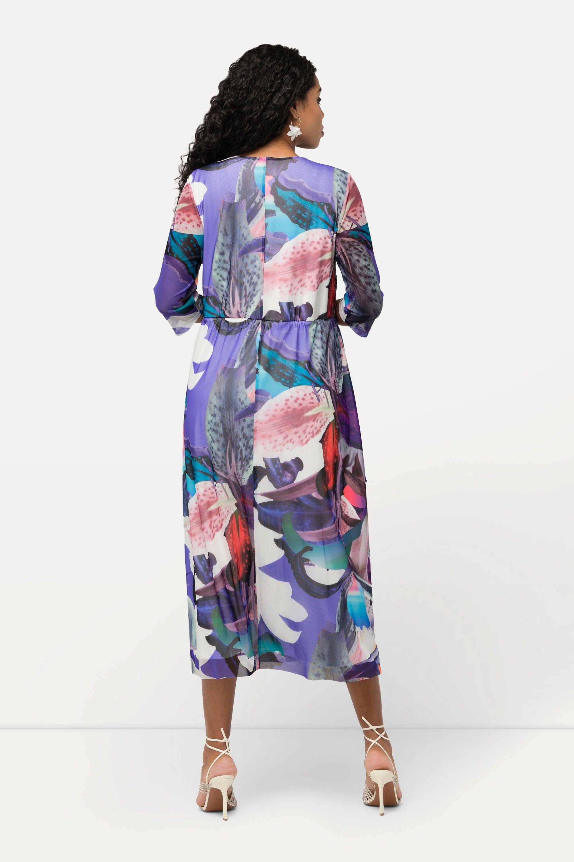 Ulla Popken Abendkleid Meshkleid Blüten Wickeloptik V-Ausschnitt 3/4-Arm – Bild 3 von 4