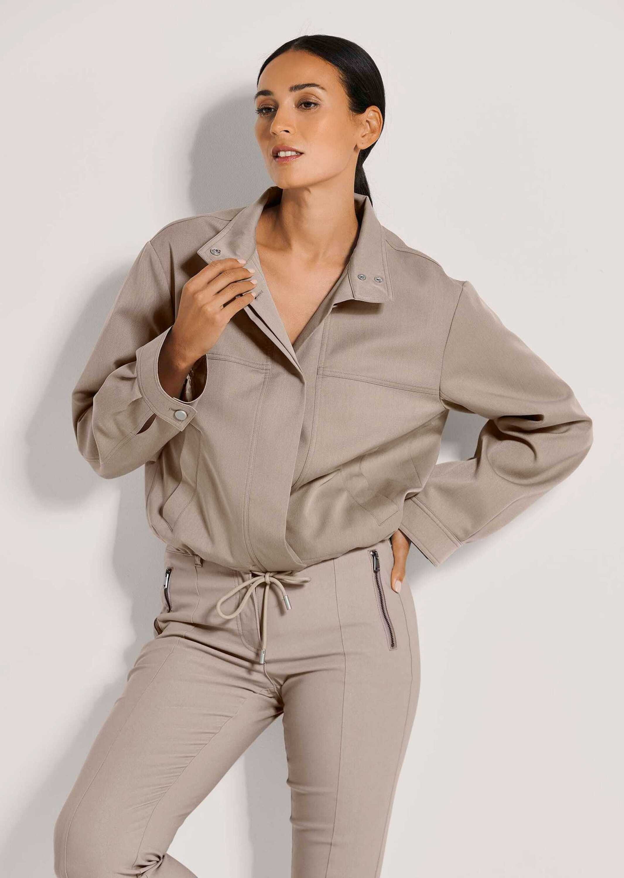Outdoorjacke Kurzjacke mit Stehkragen