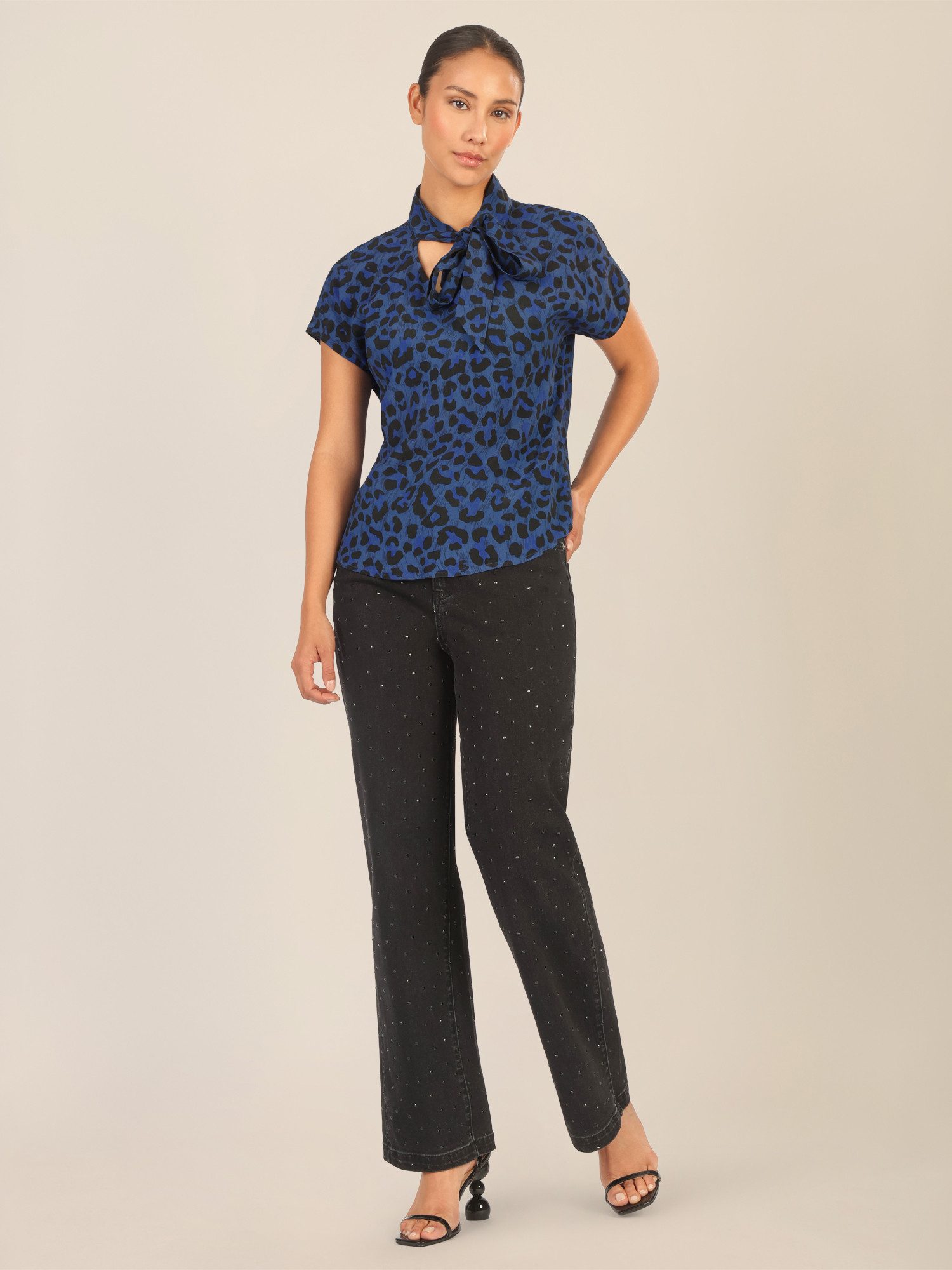 Apart Kurzarmbluse mit Schleifendetail und Animal-Print