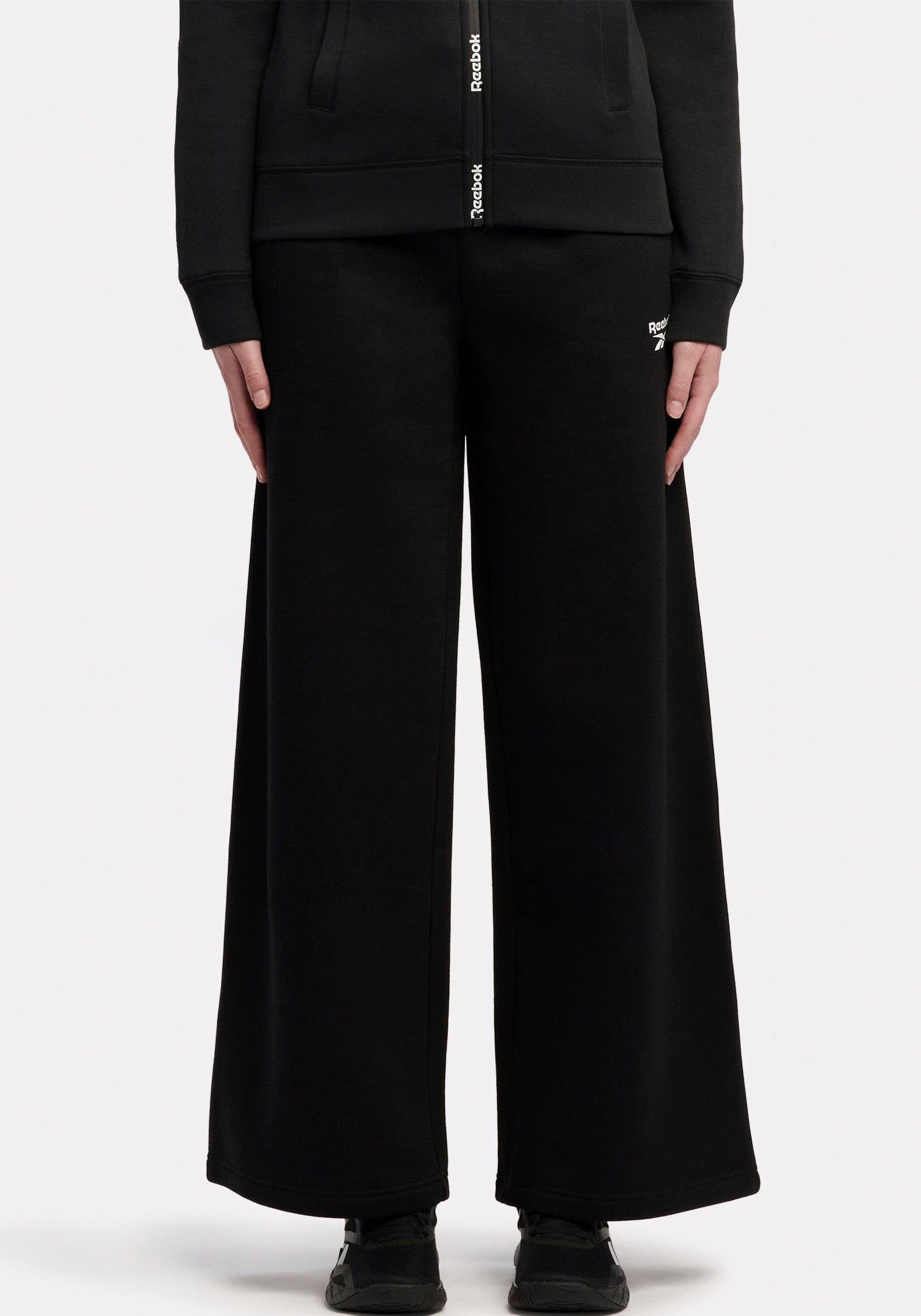 Reebok Jogginghose YARA WIDE HEM OPEN JOGGER (1-tlg) günstig online kaufen