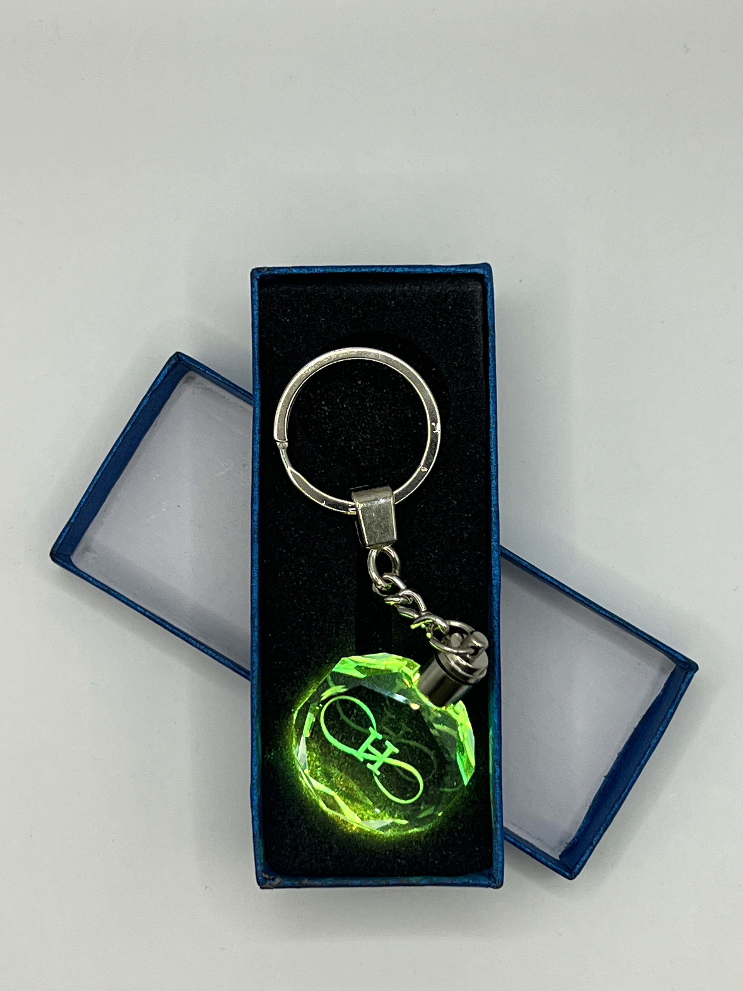 Schlüsselanhänger Unendlichkeitszeichen mit Multicolor H Schlüsselanhänger Geschenkbox Stelby