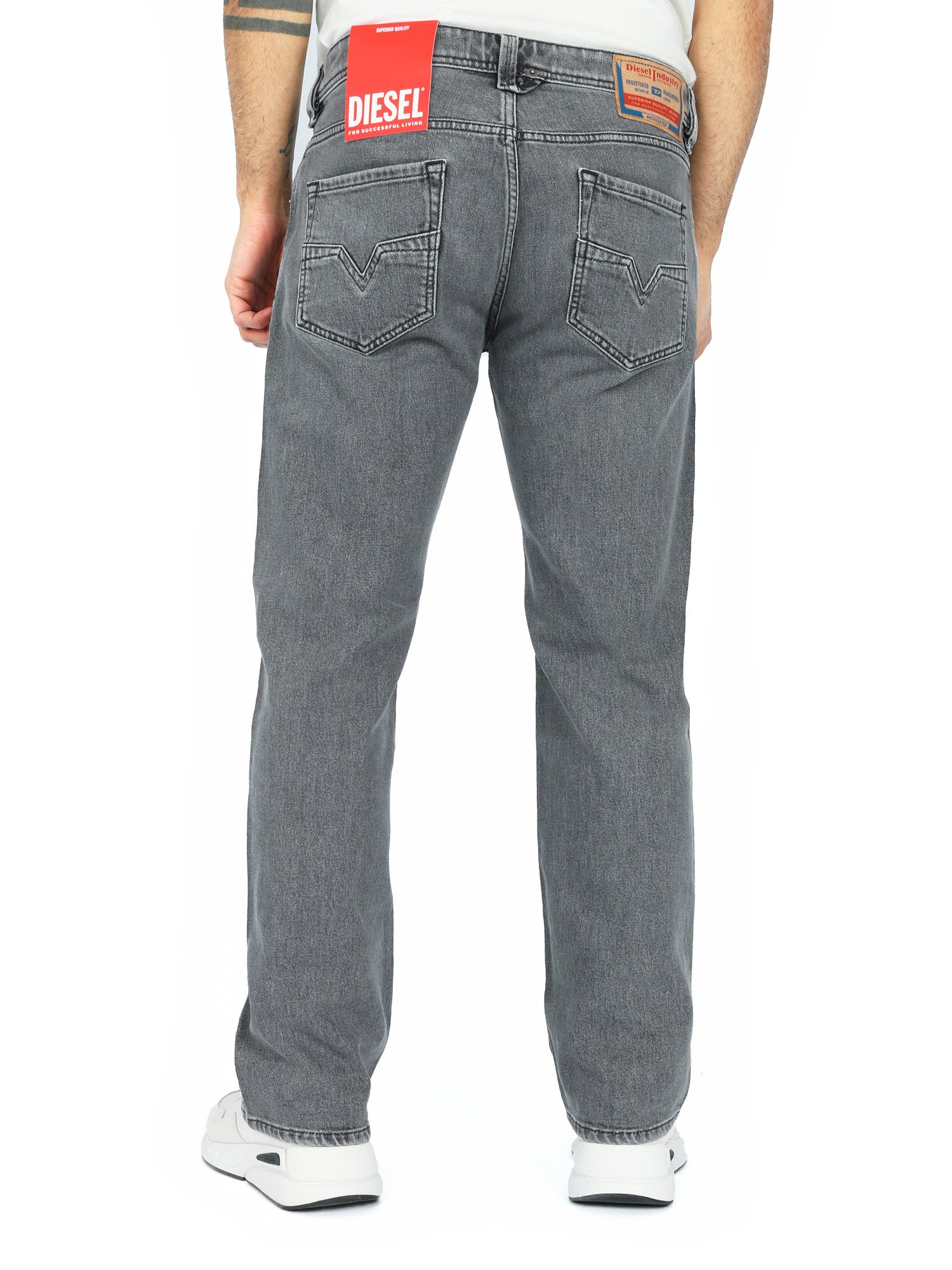 Diesel Straight-Jeans reguläre, gerade Beinform - günstig online kaufen