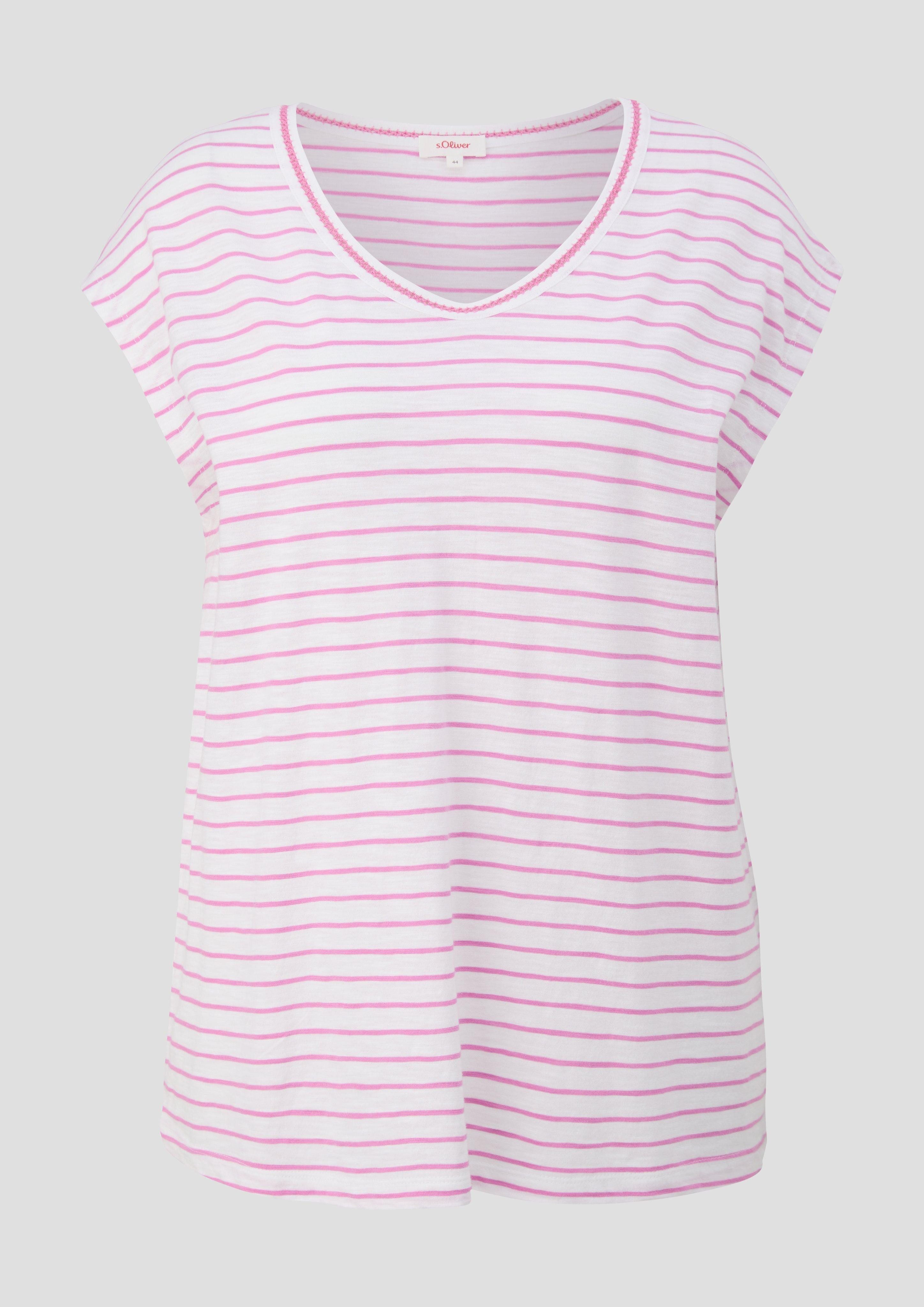 s.Oliver Kurzarmshirt T-Shirt mit V-Ausschnitt im günstig online kaufen