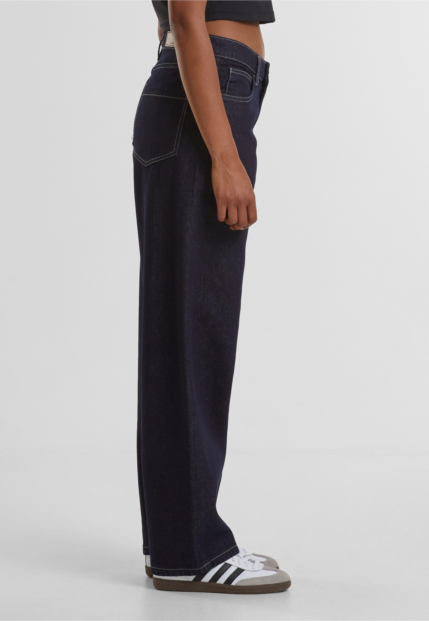 URBAN CLASSICS Bequeme Jeans Urban Classics Ladies Mid Waist 90´s Jeans