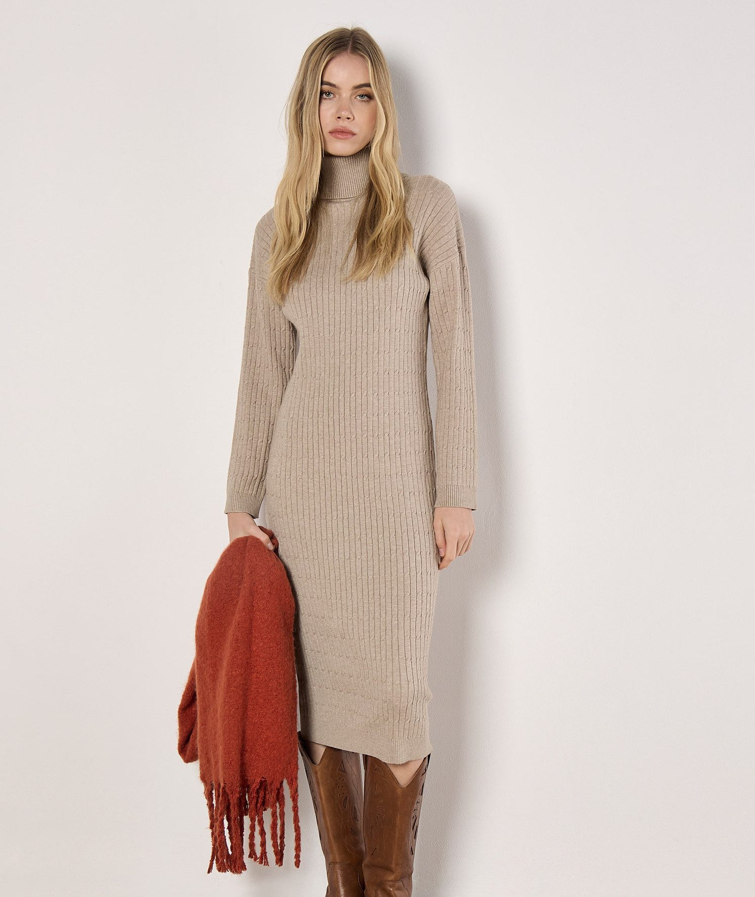 Apricot Strickkleid Midikleid, mit Rollkragen günstig online kaufen