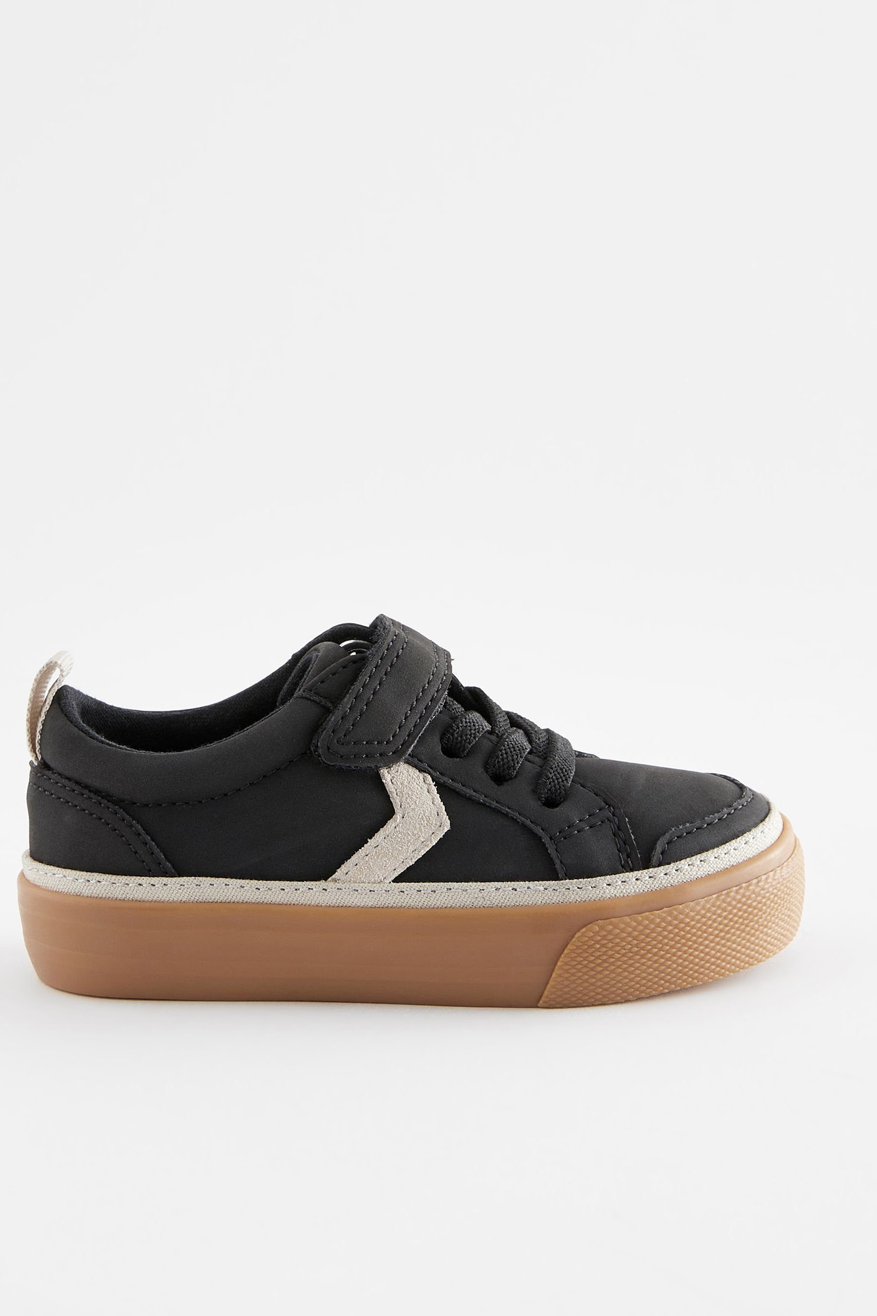 Next Klettverschlussschuhe Zickazck, weite Passform Sneaker (1-tlg)