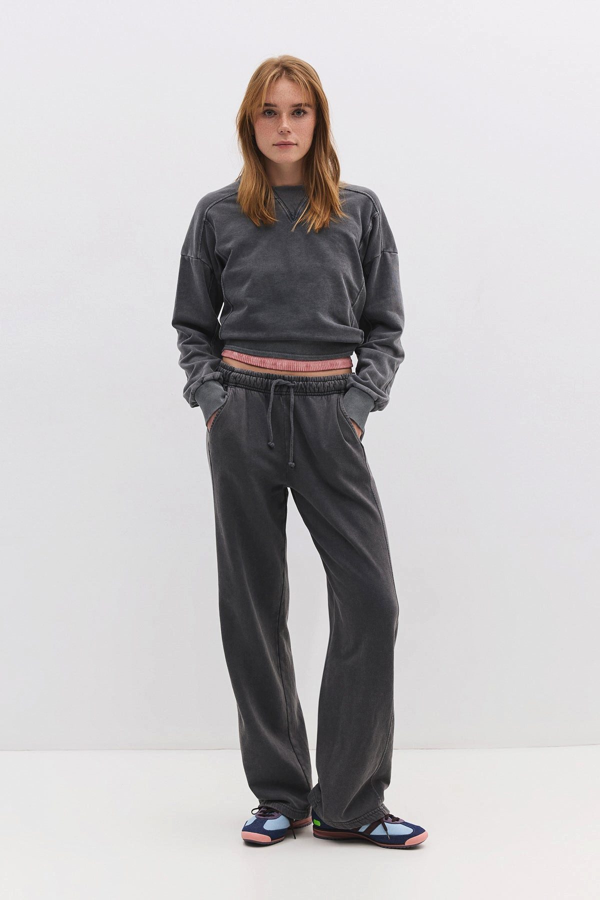 No Matter What Sweatponcho Locker geschnittene Hose aus Baumwolle günstig online kaufen