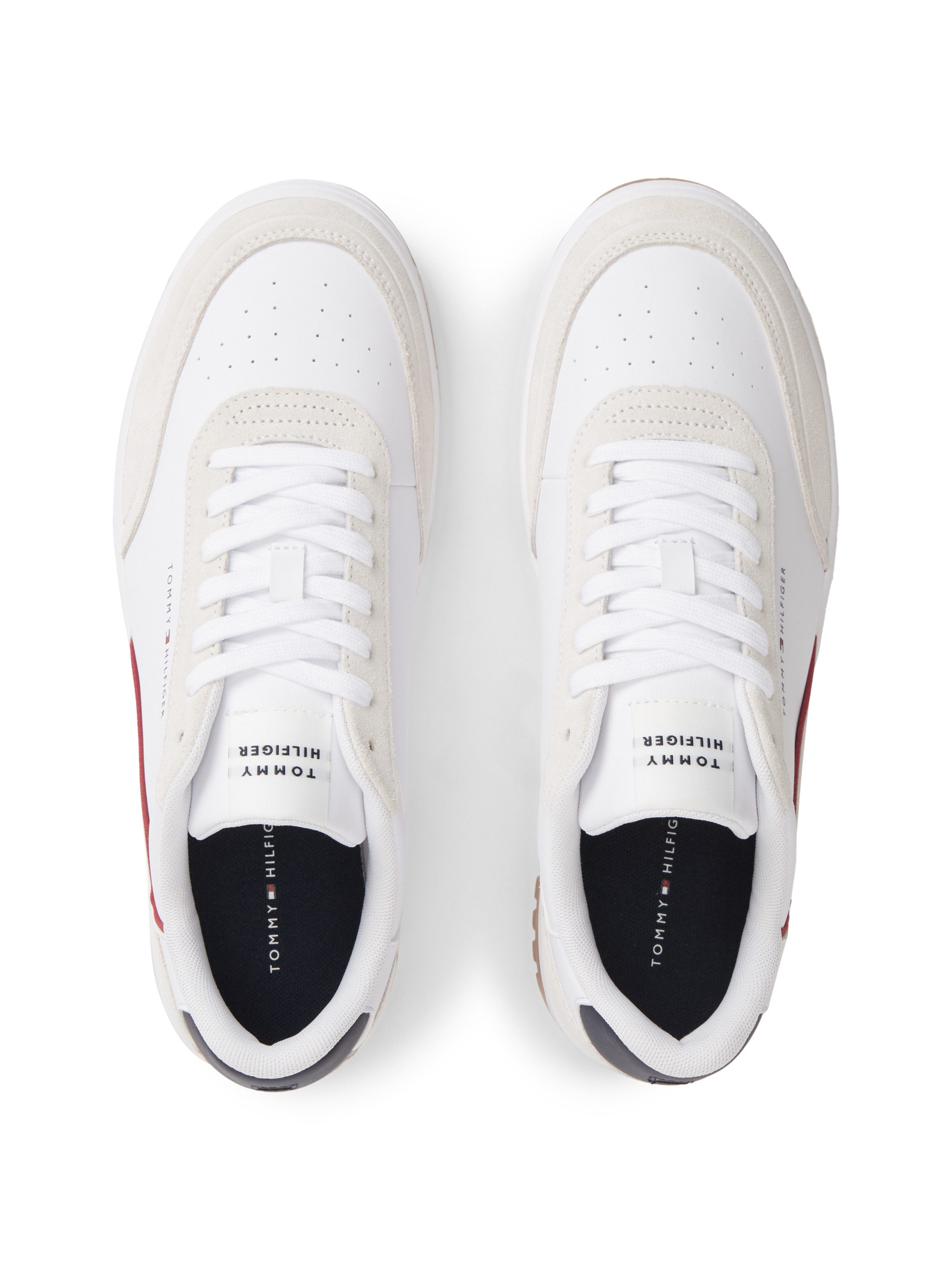 Tommy Hilfiger TH BASKET CORE LEATHER SUEDE MIX Sneaker Halbschuh, Freizeitschuh, Schnürschuh mit Lochmuster, im Basket-Look