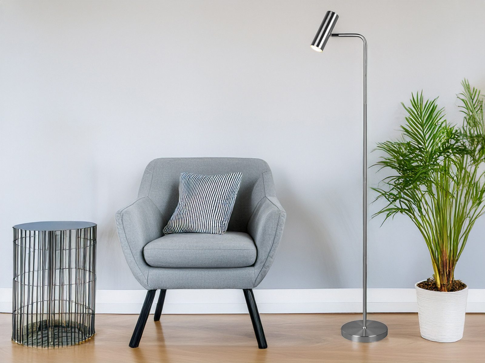TRIO Leuchten LED Stehlampe, Dimmfunktion, LED wechselbar, Warmweiß, Lampenschirm schwenkbar, Leselampe minimalistisch Silber, Höhe 151cm
