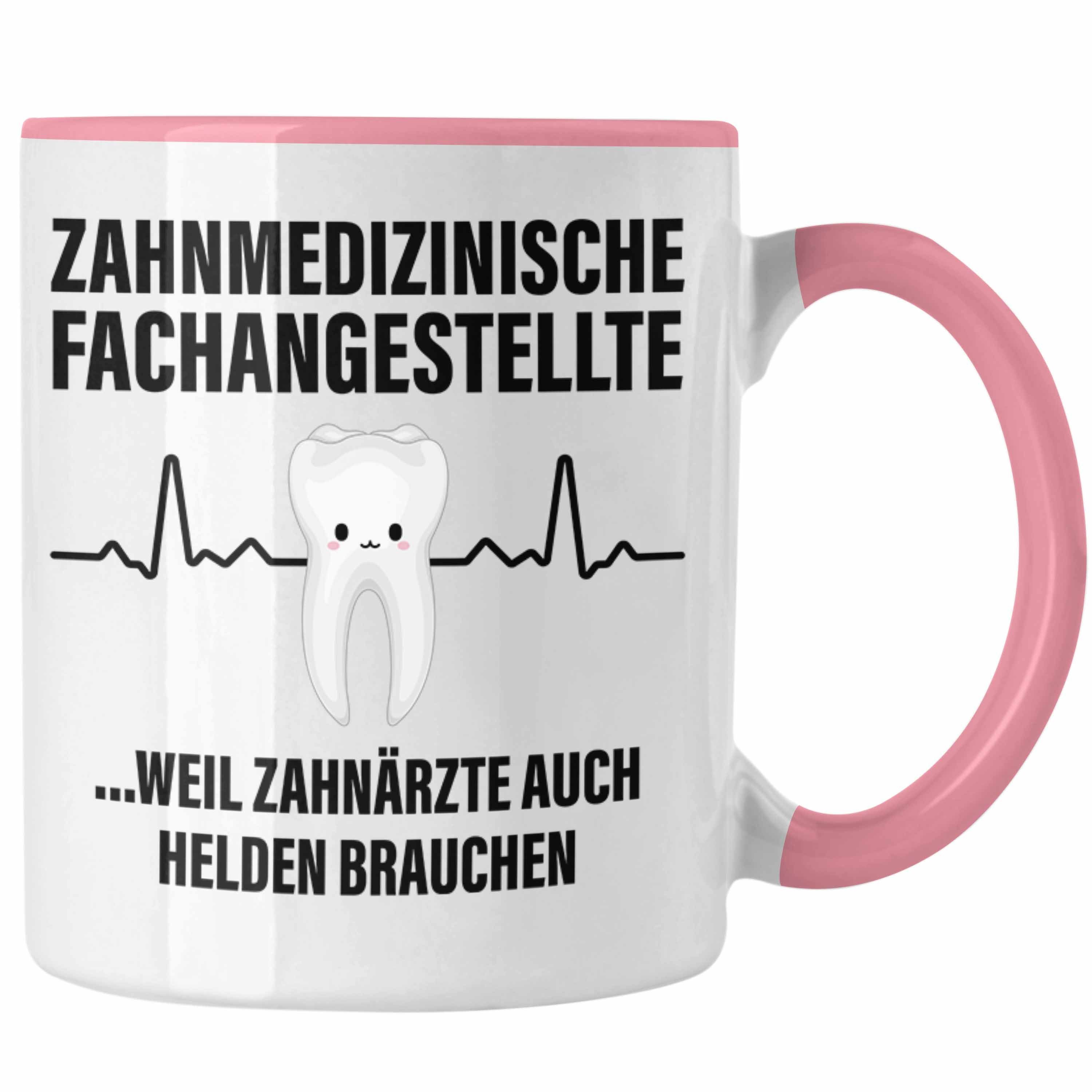 Trendation Tasse Trendation - Zahnmedizinische Fachangestellte Tasse Geschenk Lustig Zahnarzt Damen Kollegin Geschenkidee Zahnarzthelferin Rosa