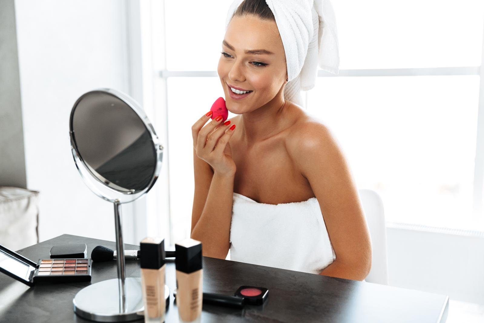 Maniküre Hot Lalano`S tlg. Red, 2 Set, Cosmetics Pediküre BEAUTY Make-up Schwamm BLENDER