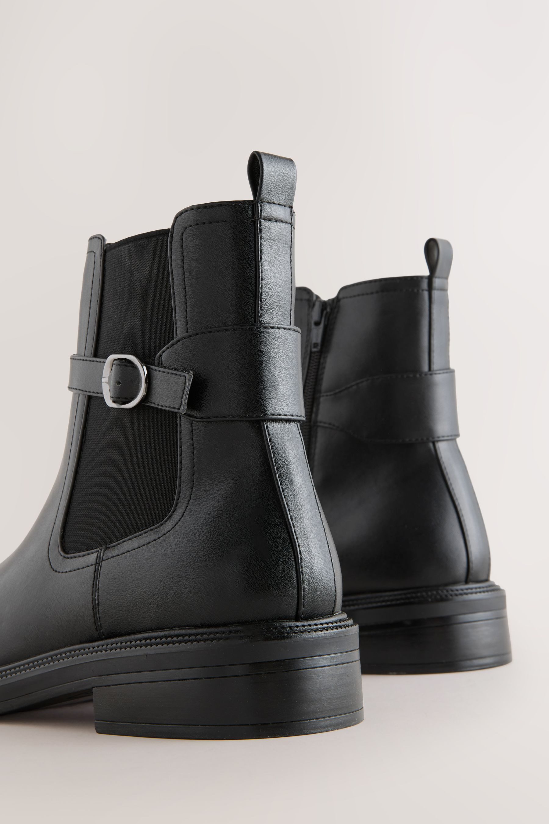 Next Forever Comfort® Chelsea-Stiefel mit Schnalle Stiefelette (1-tlg) günstig online kaufen