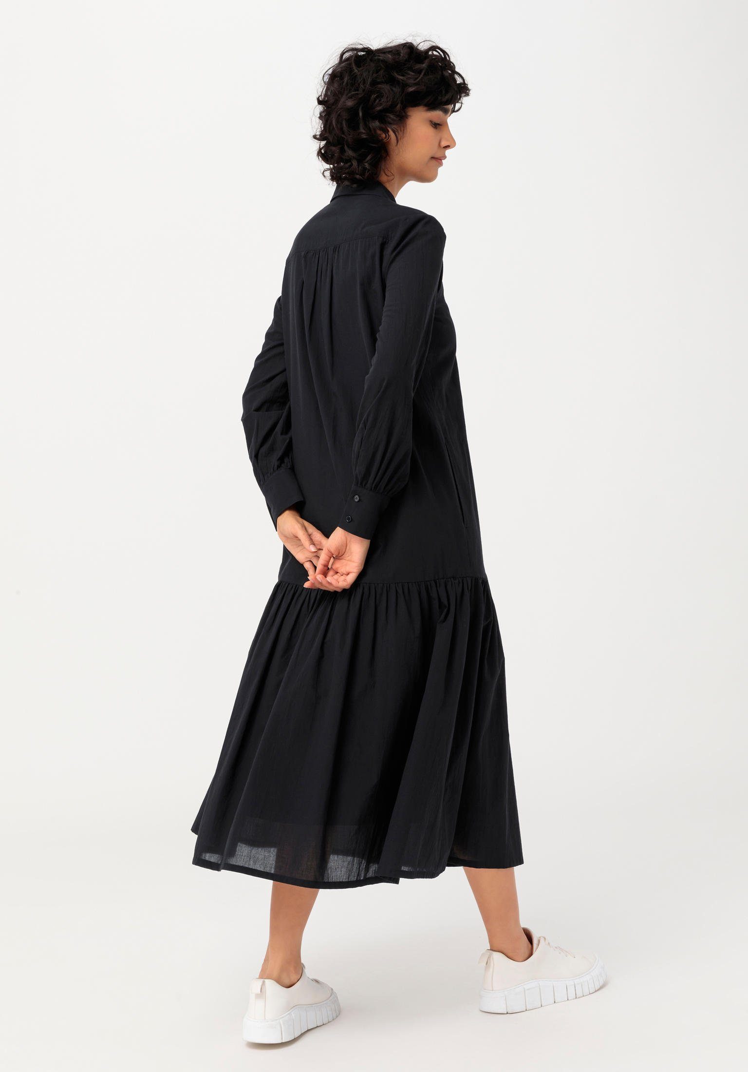 Bio-Baumwolle aus A-Linien-Kleid Hessnatur reiner schwarz (1-tlg)