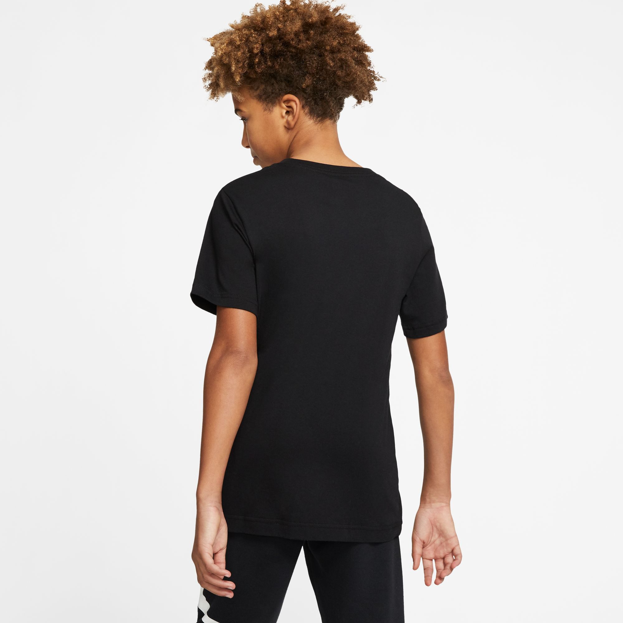 Jordan T-Shirt JUMPMAN TEE sportlicher Look, aus Baumwolle und Polyester, weiches Jersey-Material – Bild 2 von 5