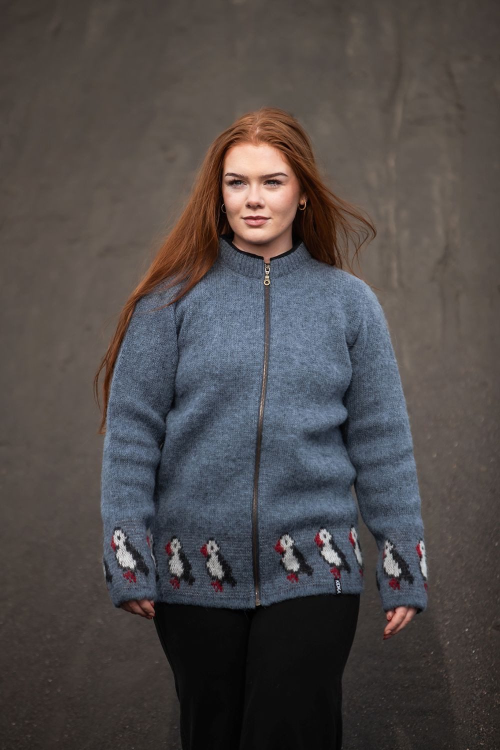KIDKA Strickjacke Papageientaucher – Unisex Cardigan aus isländischer Wolle Isländische Schurwolle ist warm, atmungsaktiv, leicht, kann pieksen.