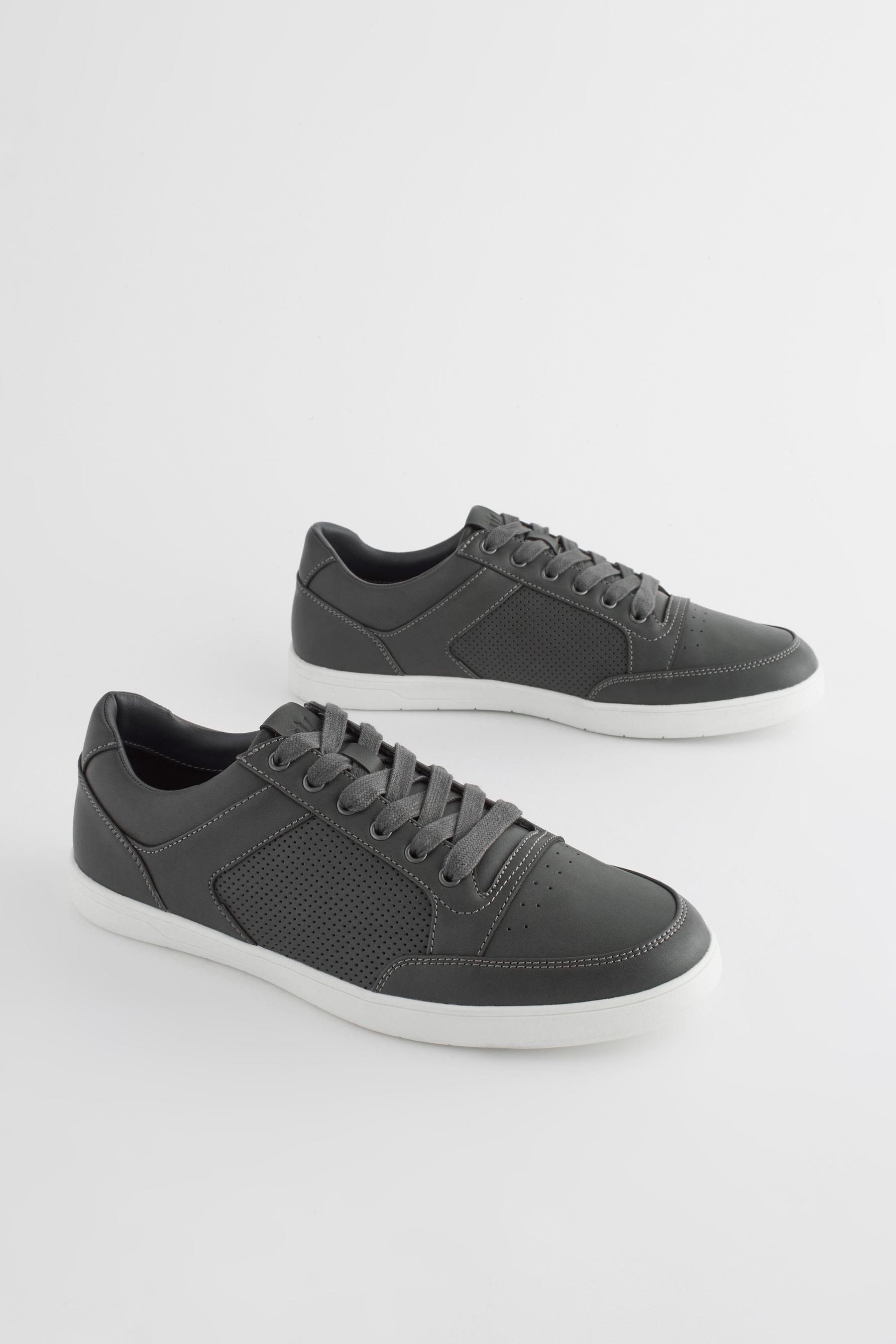 Next Lässig-elegante Sneaker Sneaker (1-tlg) günstig online kaufen