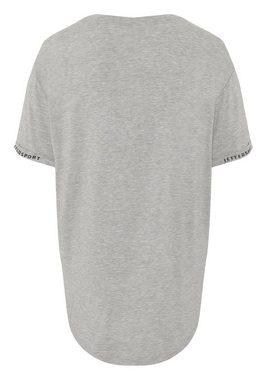 JETTE SPORT T-Shirt im dezenten Label-Look (1, 1-tlg)