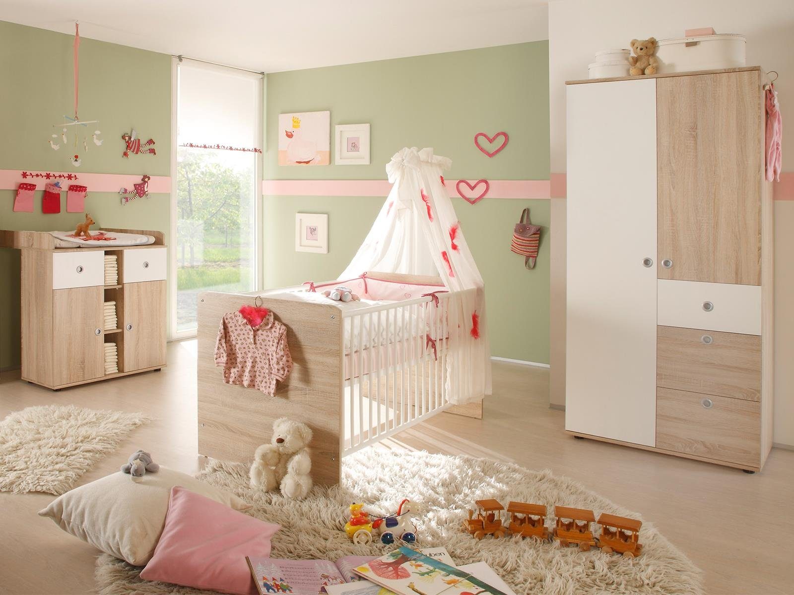 möbelando Babymöbel-Set Floris, (3-St), Modernes Babyzimmer aus Spanplatte  in Sonoma-Eiche Nachbildung, Absetzungen in Weiß bestehend aus 1x  Wickelkommode, 1 Babybett und 1