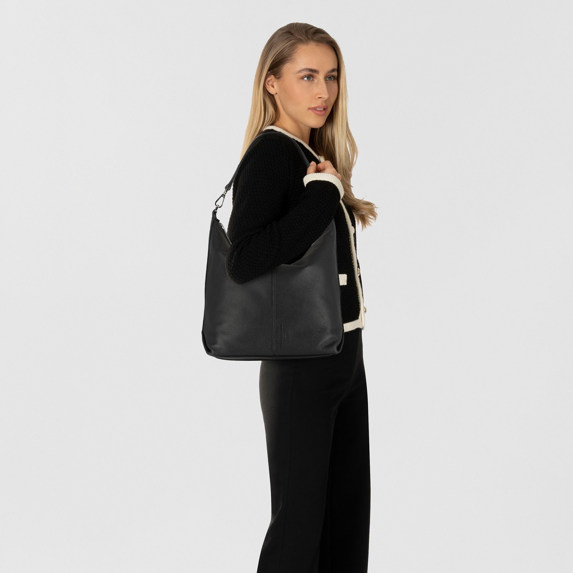 Liebeskind Berlin Schultertasche Paris, Leder günstig online kaufen