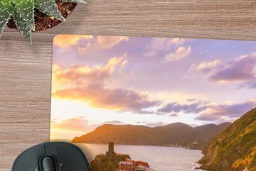MuchoWow Gaming Mauspad Sonnenuntergang in Cinque Terre (1-St), Mousepad mit Rutschfester Unterseite, Gaming, 40x40 cm, XXL, Großes