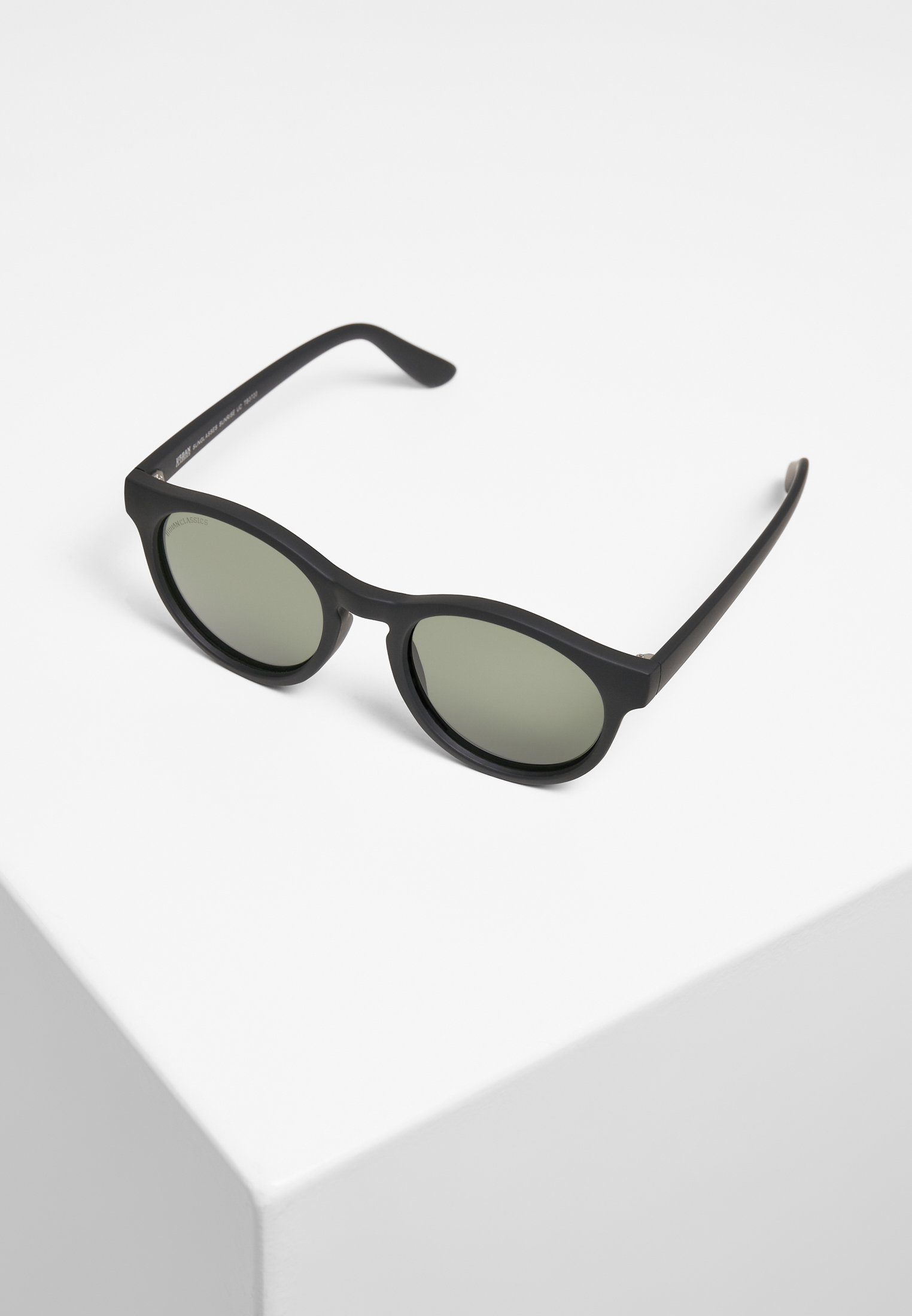 URBAN CLASSICS Sunrise UC Accessoires Sonnenbrille black/green Sunglasses