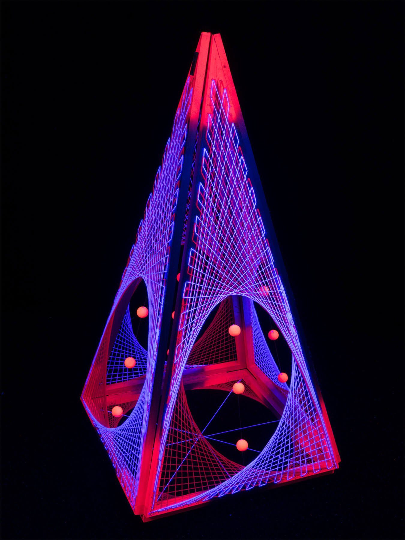 PSYWORK Dekoobjekt Schwarzlicht 3D StringArt Pyramid unter leuchtet "Convertible 3m, UV-aktiv, Pink", Schwarzlicht Stern