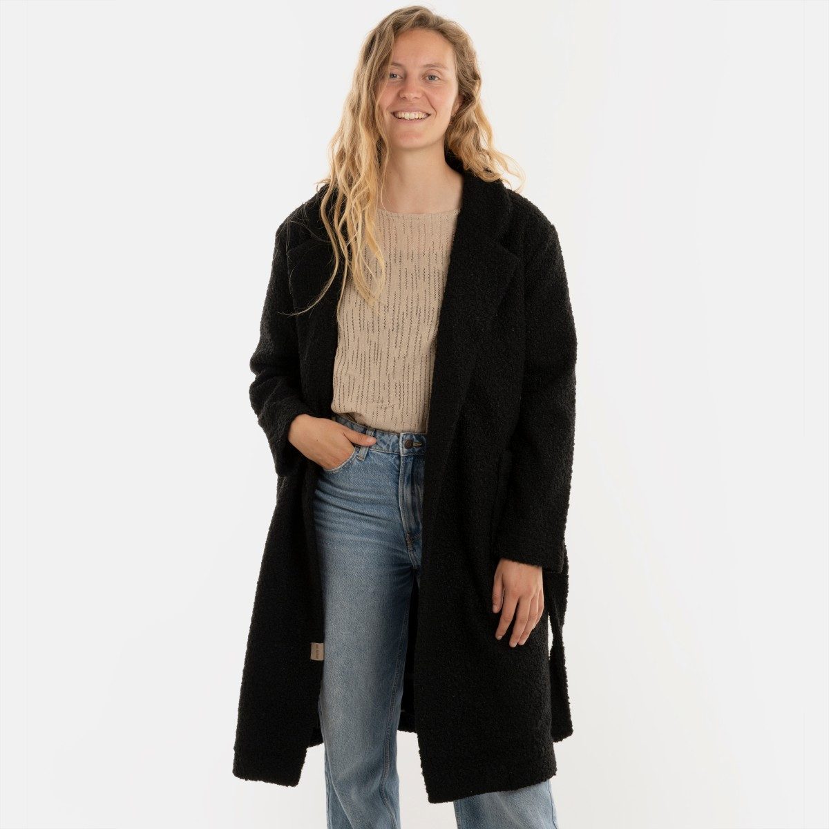 Knit Factory Strickmantel Esra Mantel Schwarz 36/38 (Set, 1-tlg., Spar-Set) Strick accesoires Wohnen sale winter herbst deko mode Damen Herren
