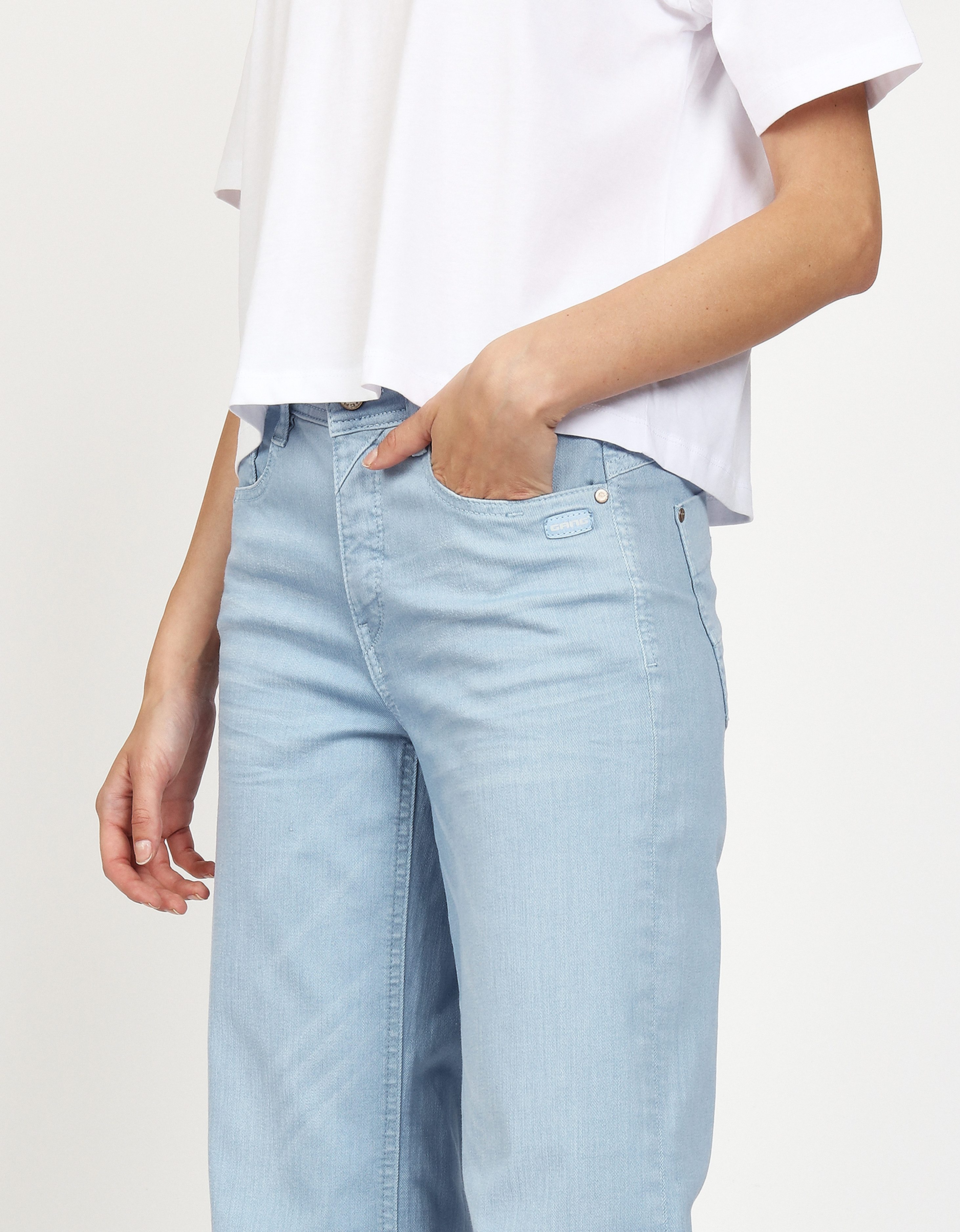 GANG Weite Jeans 94AMELIE WIDE mit geradem Beinverlauf, weicher Denim