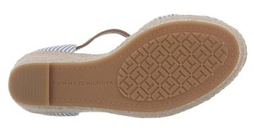 Tommy Hilfiger BASIC SEERSUCKER HIGH WEDGE Keilsandalette mit verstellbarer Schnalle