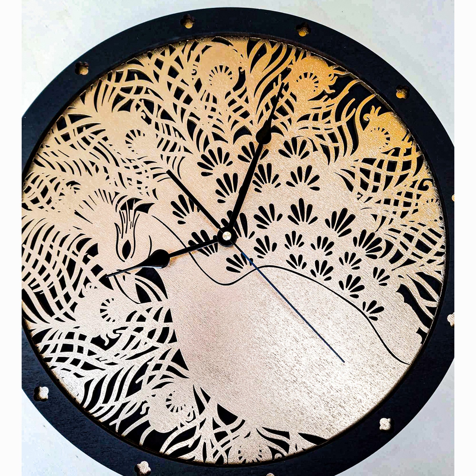 ORNAMENTI Wanduhr Pfau, Boho, Grosse, vintage, dekorative, hingucker Wanduhr, holz (Vogel, Handmade, retro, ohne Ticken, Wanddeko, 3 Größen 40, 50, 60 cm)